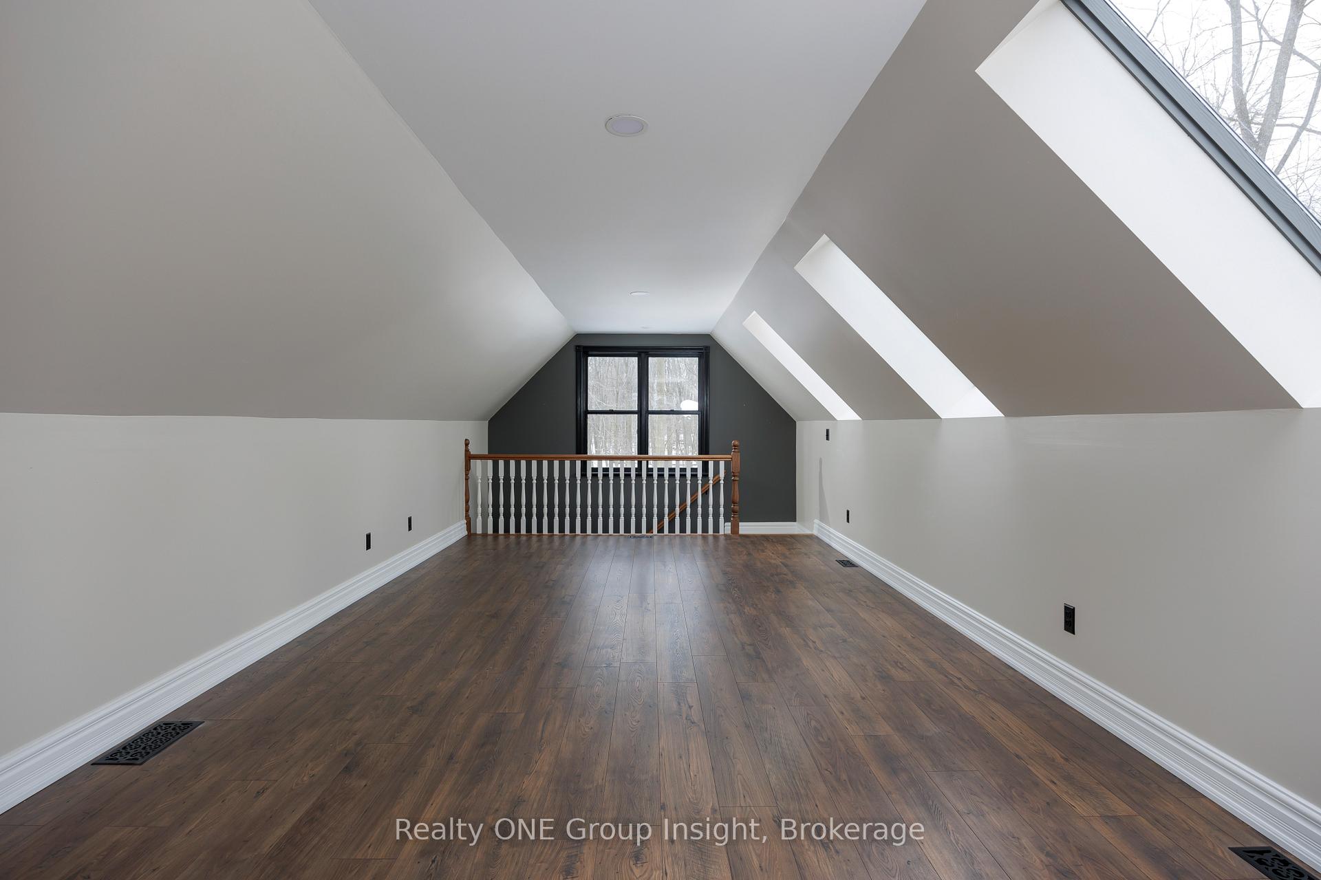 Photo 30 of 652 Westbrook Road, Hamilton, Rural Glanbrook — HOMEH