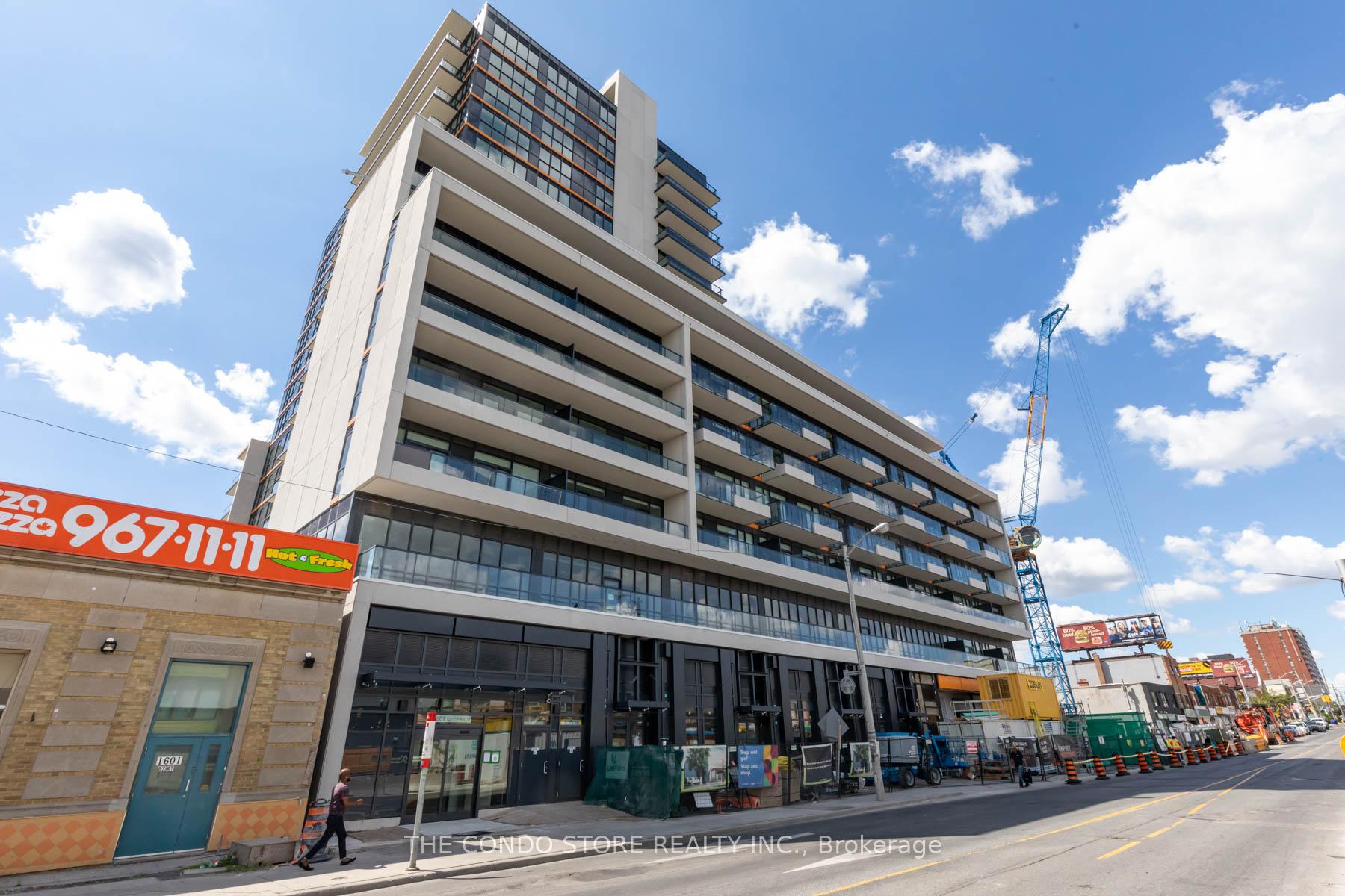 Front of Unit Ph09, 1603 Eglinton Avenue W