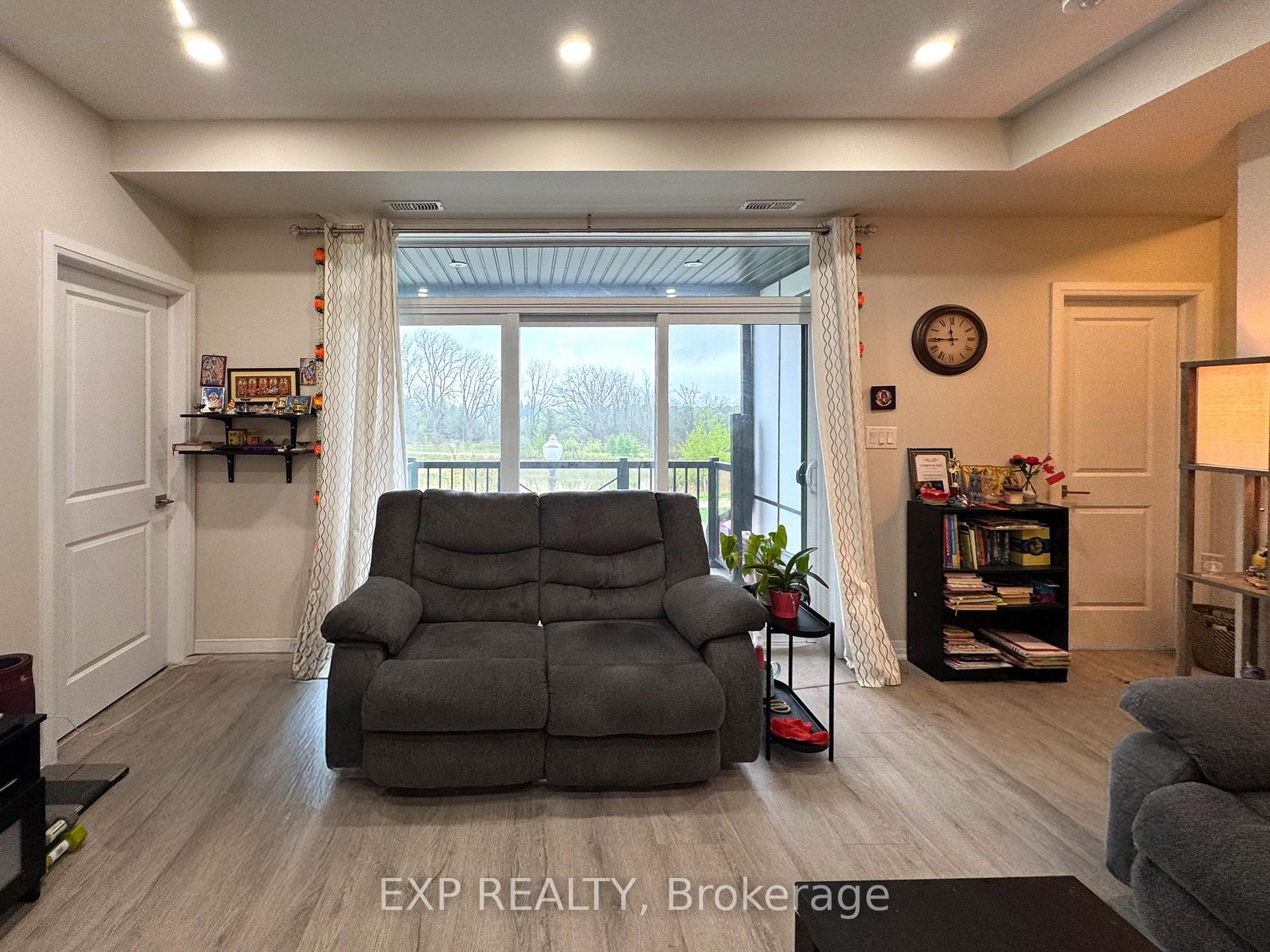 Photo 16 of Unit 3I, 155 Thomas Slee Drive, Kitchener — HOMEH