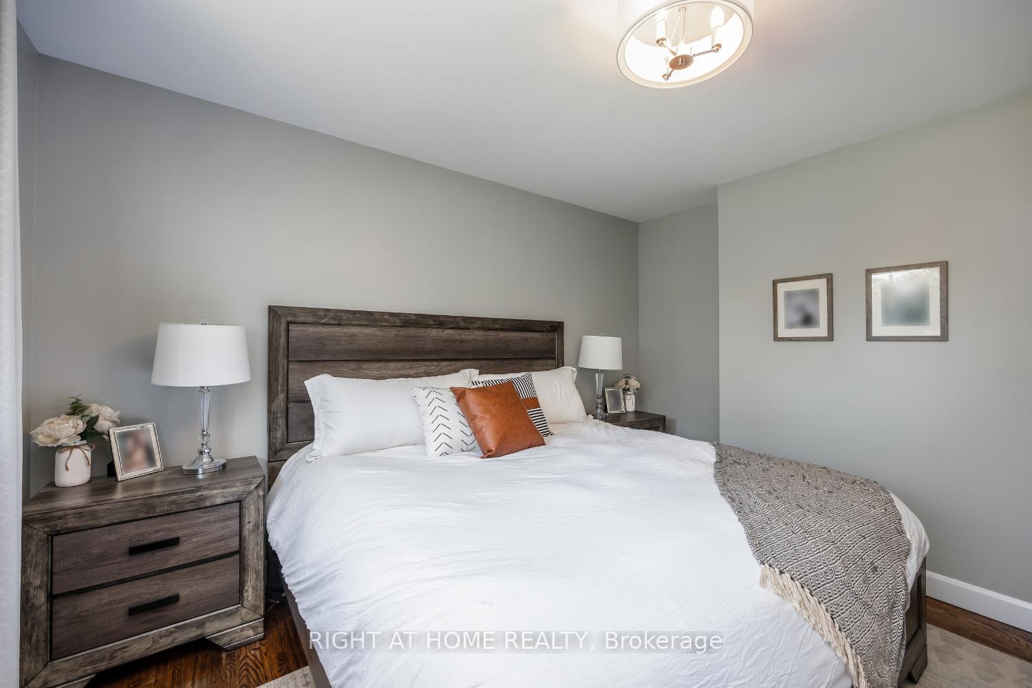 Photo 23 of 420 Parkhill Road E, Douro-Dummer — HOMEH