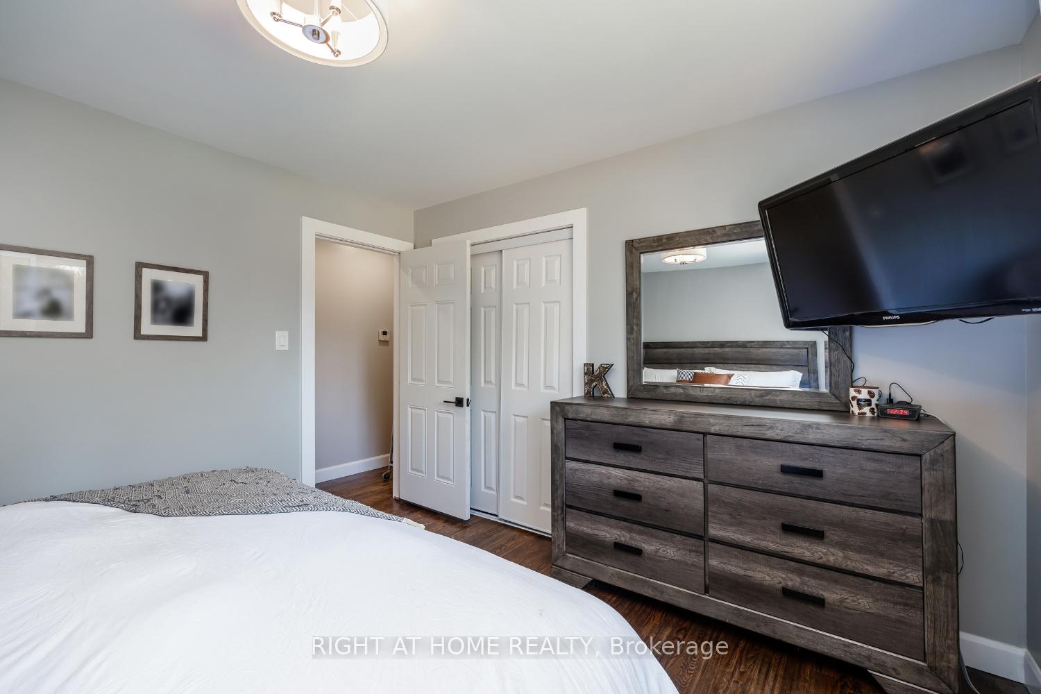Photo 24 of 420 Parkhill Road E, Douro-Dummer — HOMEH