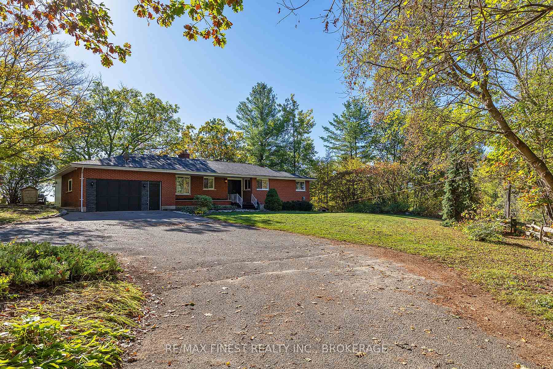Photo 5 of 4236 Pine Ridge Drive, Frontenac, Frontenac South — HOMEH
