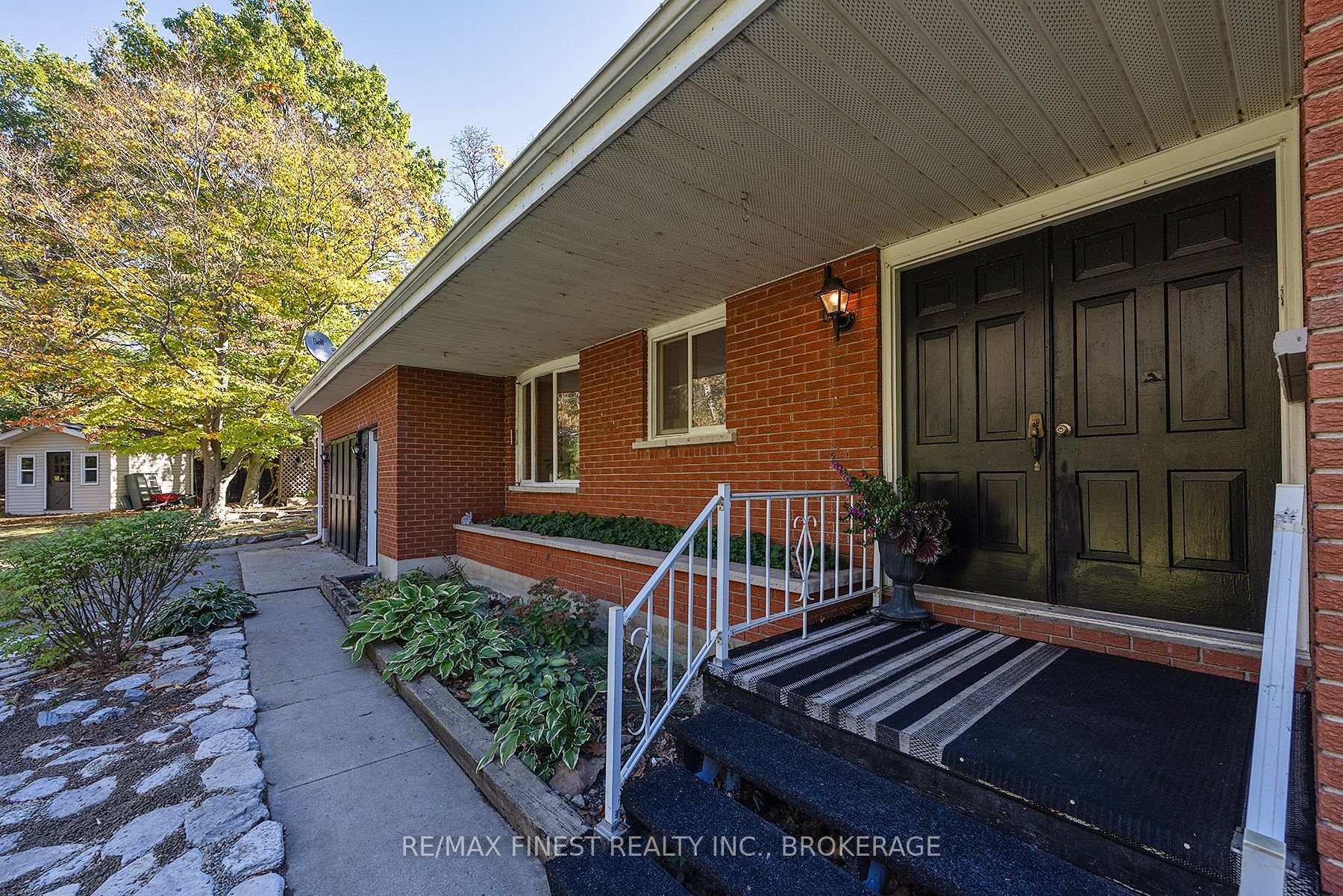 Photo 6 of 4236 Pine Ridge Drive, Frontenac, Frontenac South — HOMEH