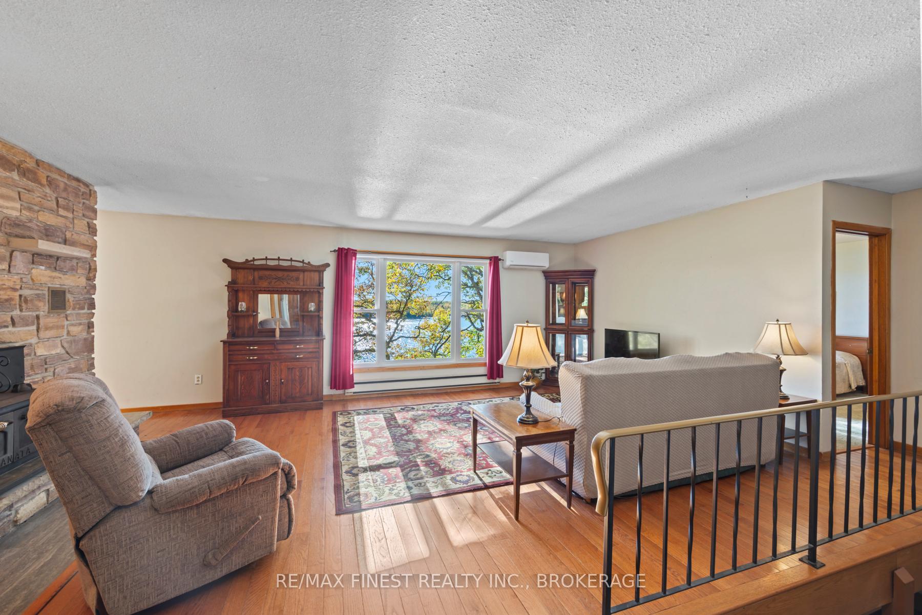 Photo 8 of 4236 Pine Ridge Drive, Frontenac, Frontenac South — HOMEH