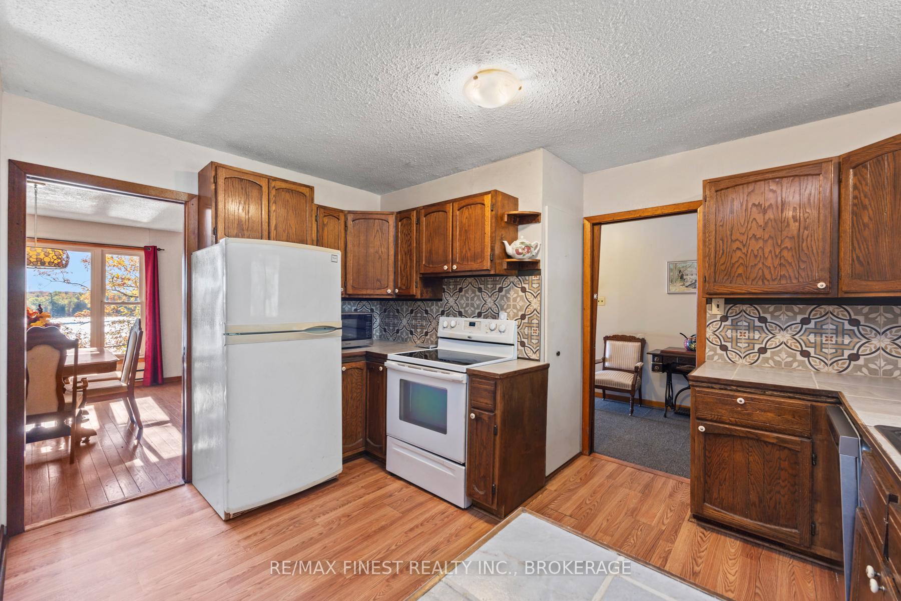 Photo 14 of 4236 Pine Ridge Drive, Frontenac, Frontenac South — HOMEH