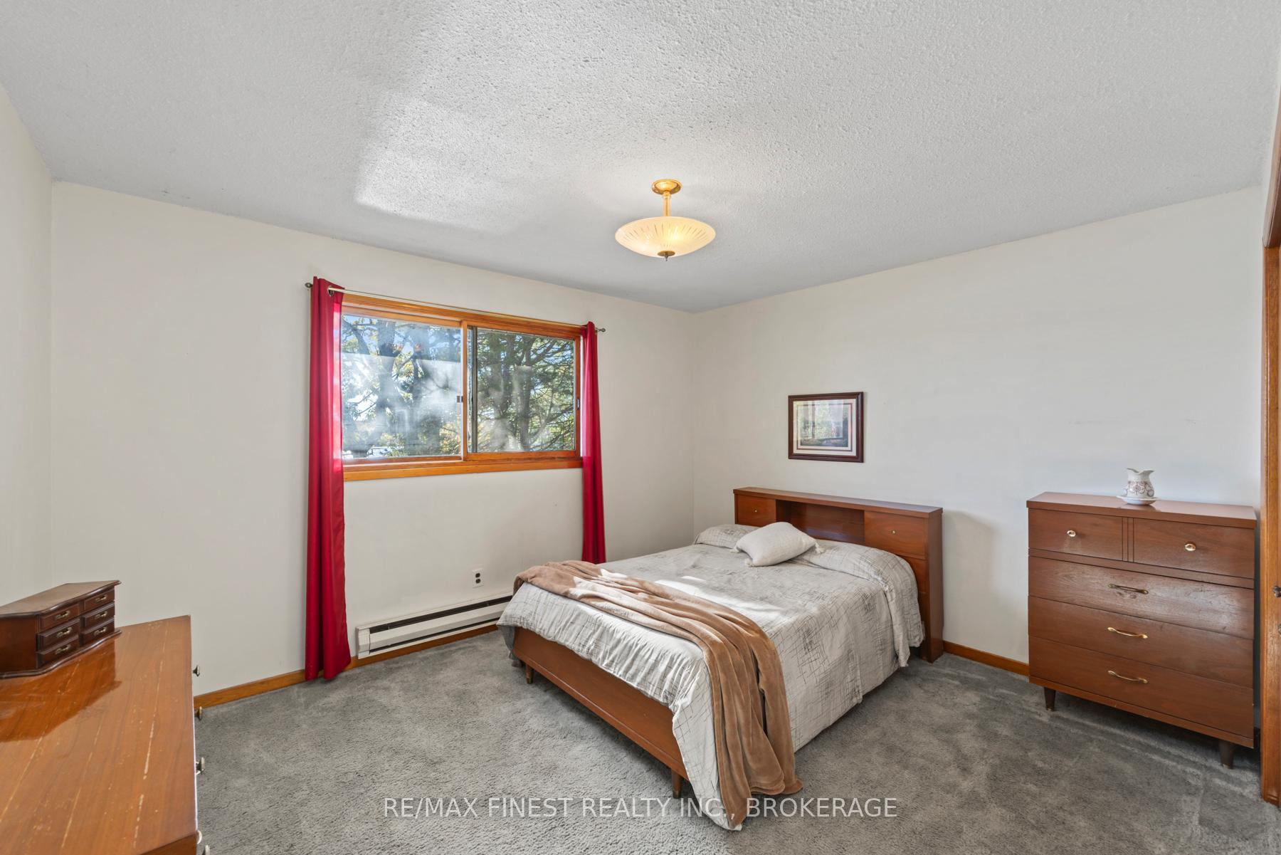 Photo 23 of 4236 Pine Ridge Drive, Frontenac, Frontenac South — HOMEH
