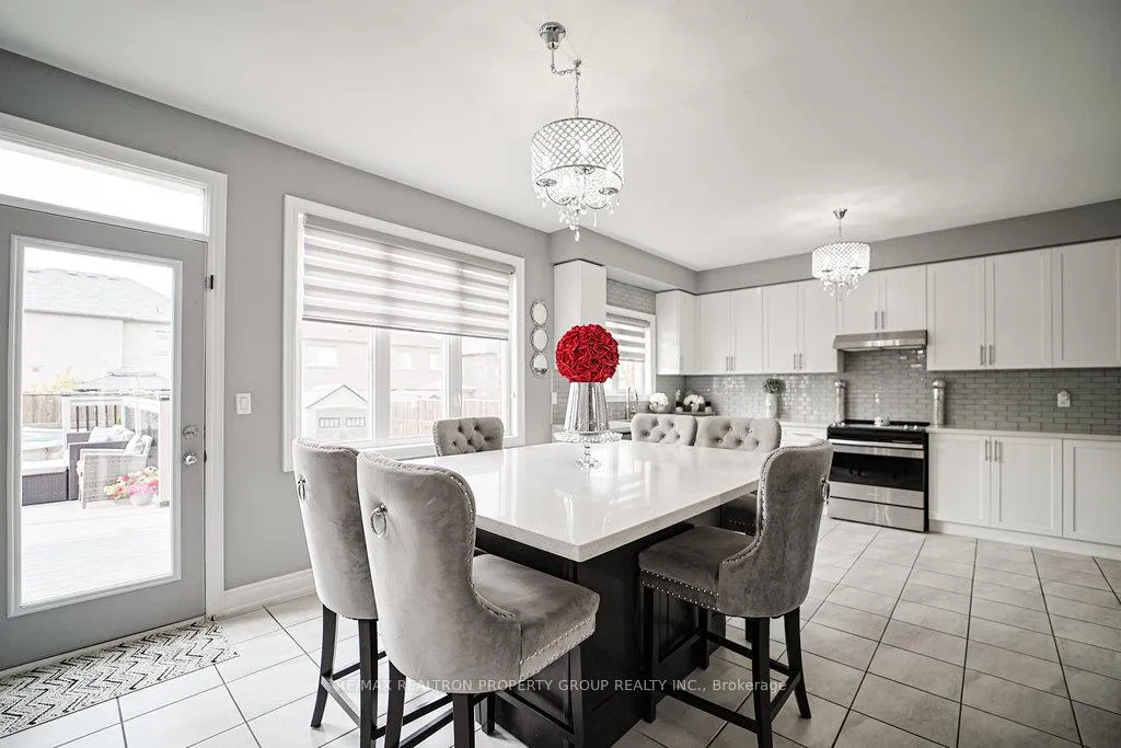 Photo 12 of 14 Gomme Avenue, Clarington, Newcastle — HOMEH