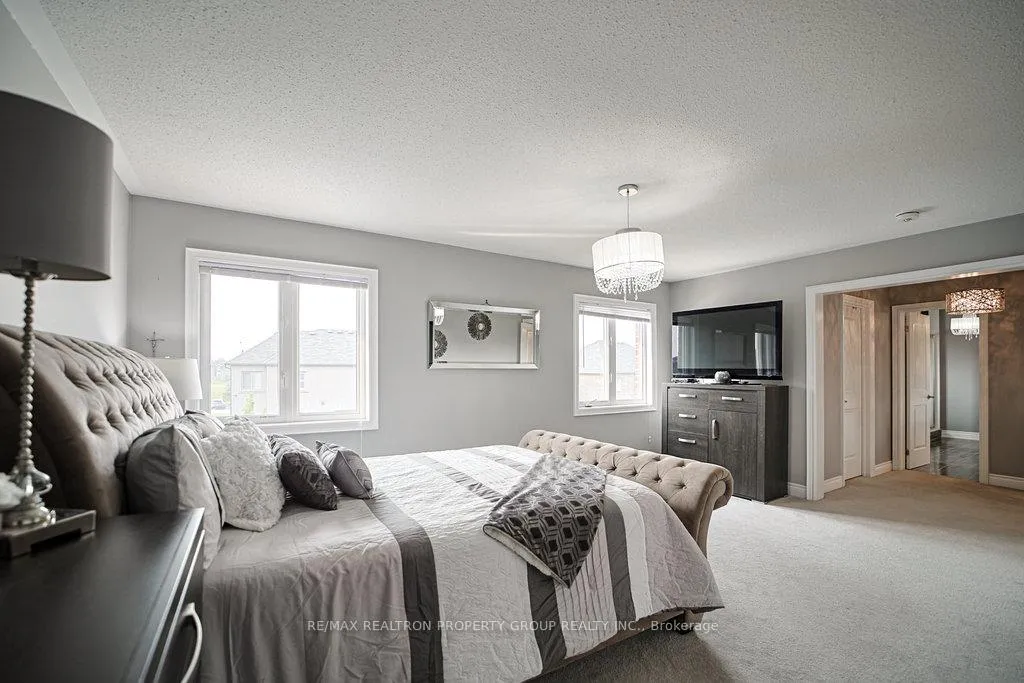 Photo 21 of 14 Gomme Avenue, Clarington, Newcastle — HOMEH