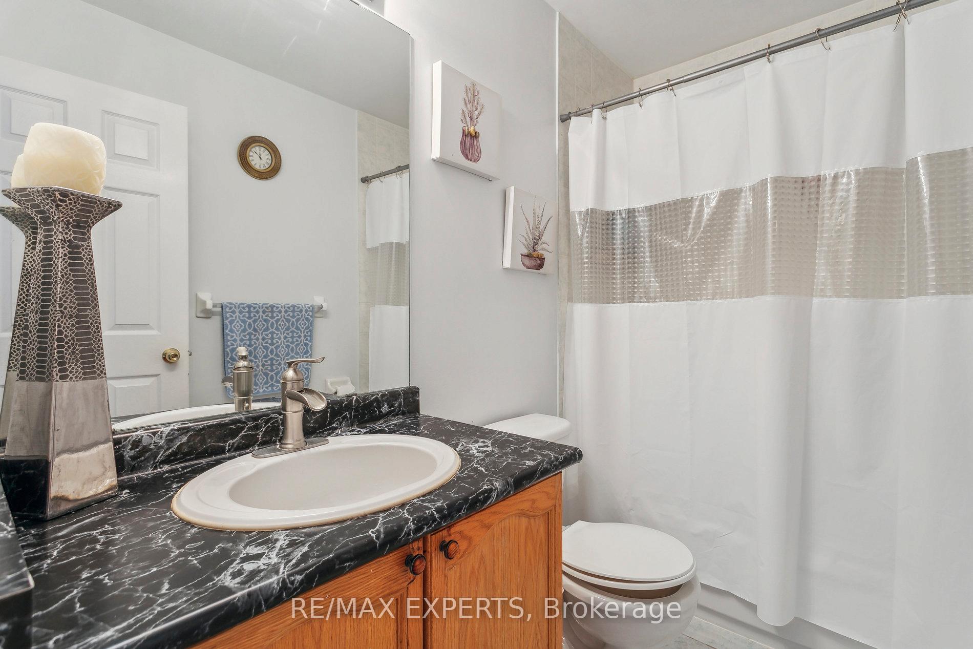 Photo 39 of 29 Narrow Valley Crescent, Brampton, Sandringham-Wellington — HOMEH