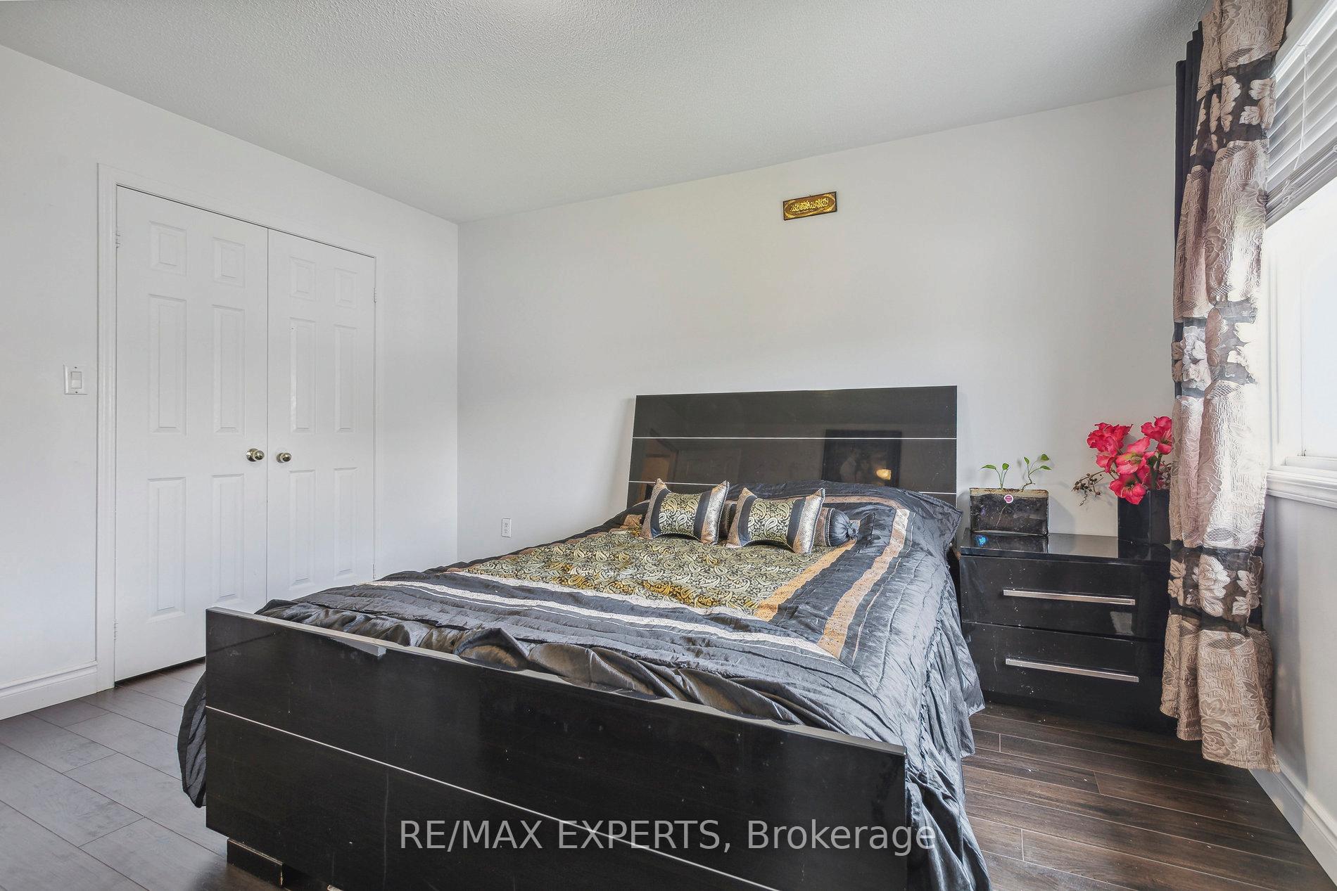 Photo 42 of 29 Narrow Valley Crescent, Brampton, Sandringham-Wellington — HOMEH