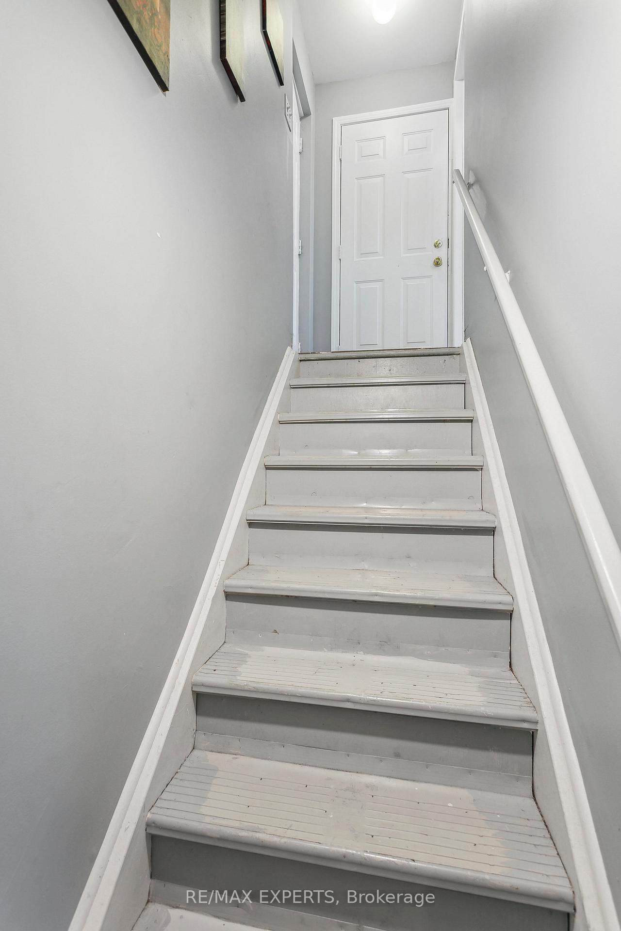 Photo 45 of 29 Narrow Valley Crescent, Brampton, Sandringham-Wellington — HOMEH