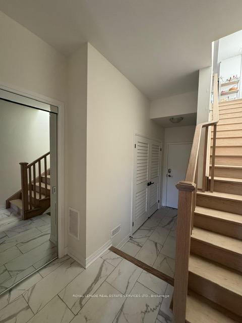 Photo 3 of Unit 512, 1034 Reflection Place, Pickering, Rural Pickering — HOMEH