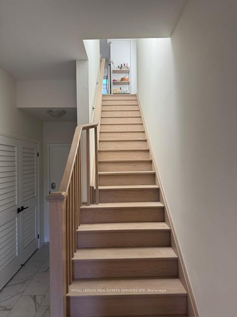 Photo 4 of Unit 512, 1034 Reflection Place, Pickering, Rural Pickering — HOMEH