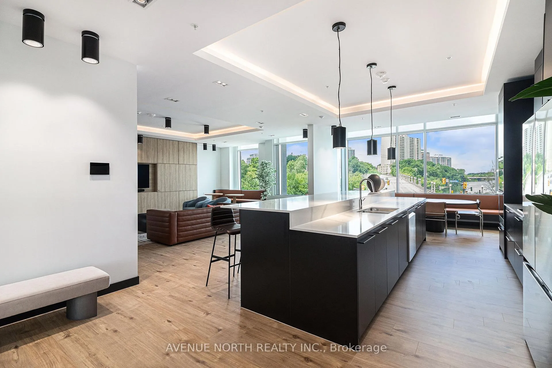 Photo 9 of Unit 705, 280 Montgomery Street, Ottawa, Vanier — HOMEH