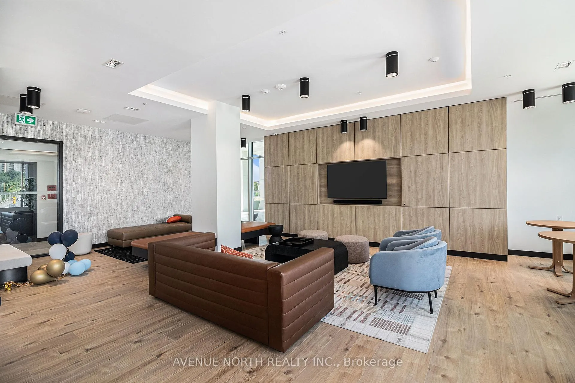 Photo 10 of Unit 705, 280 Montgomery Street, Ottawa, Vanier — HOMEH