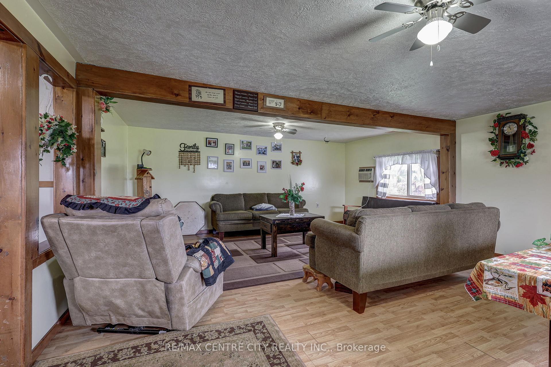 Photo 13 of 5974 Imperial Road, Malahide, Rural Malahide — HOMEH