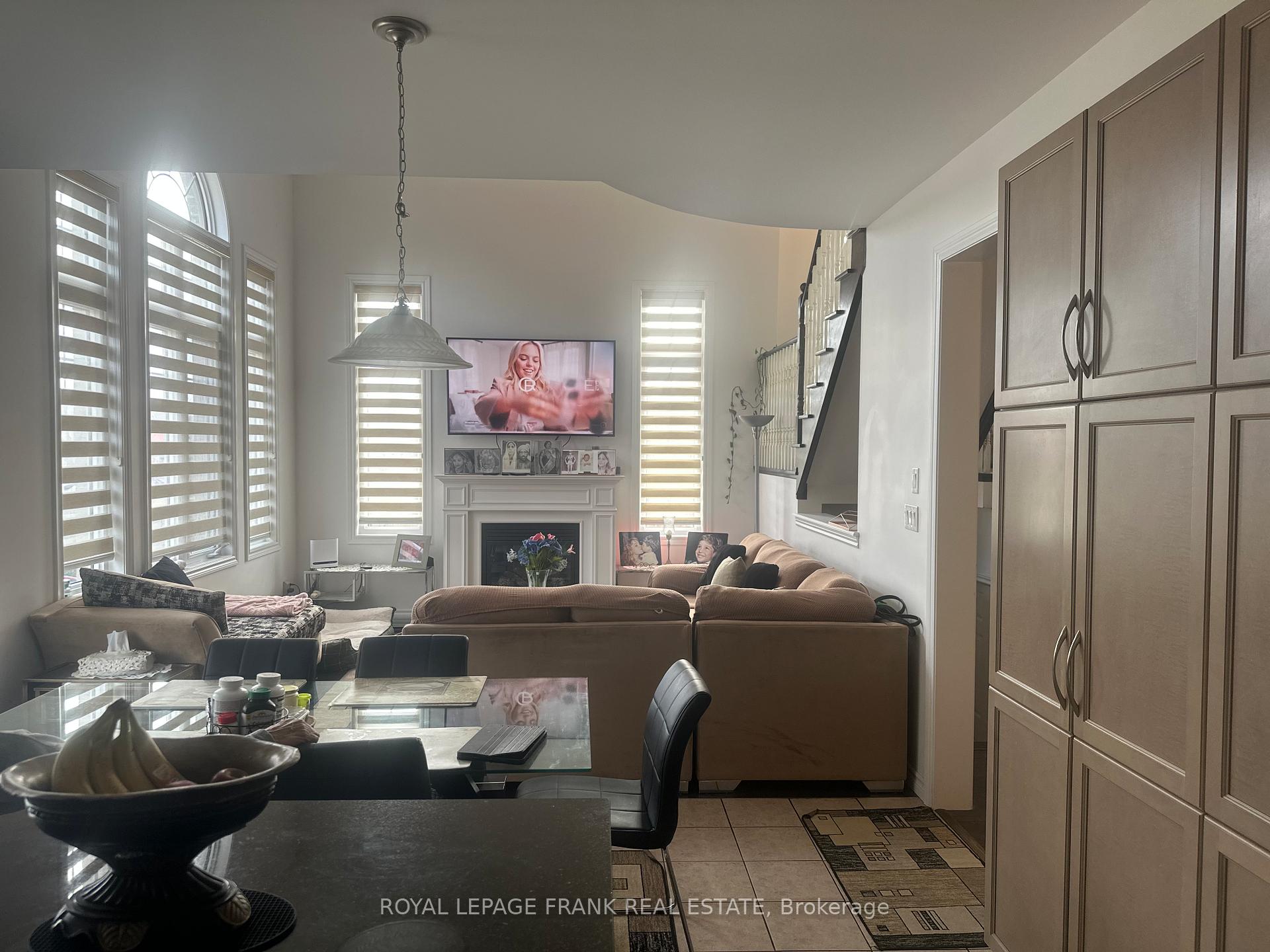 Photo 5 of Unit Main & Upper, 130 Sumersford Drive, Clarington, Bowmanville — HOMEH