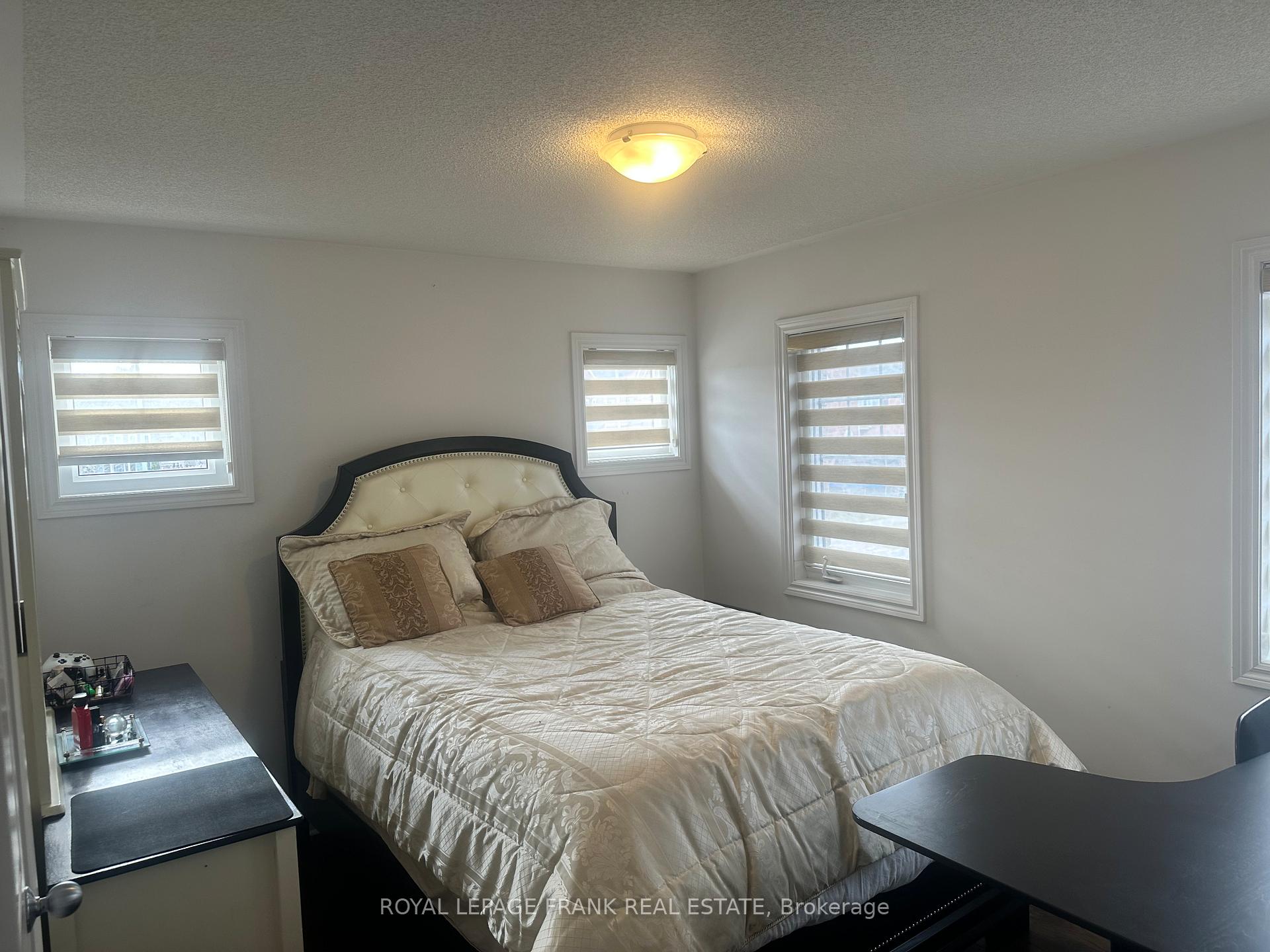 Photo 12 of Unit Main & Upper, 130 Sumersford Drive, Clarington, Bowmanville — HOMEH