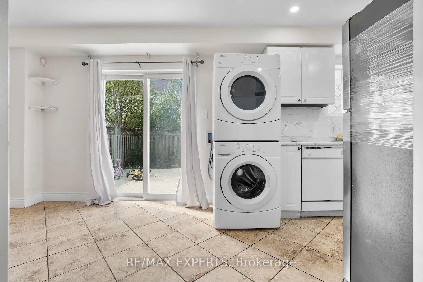 Photo 6 of 58 Fordwich Boulevard, Brampton, Northwest Sandalwood Parkway — HOMEH