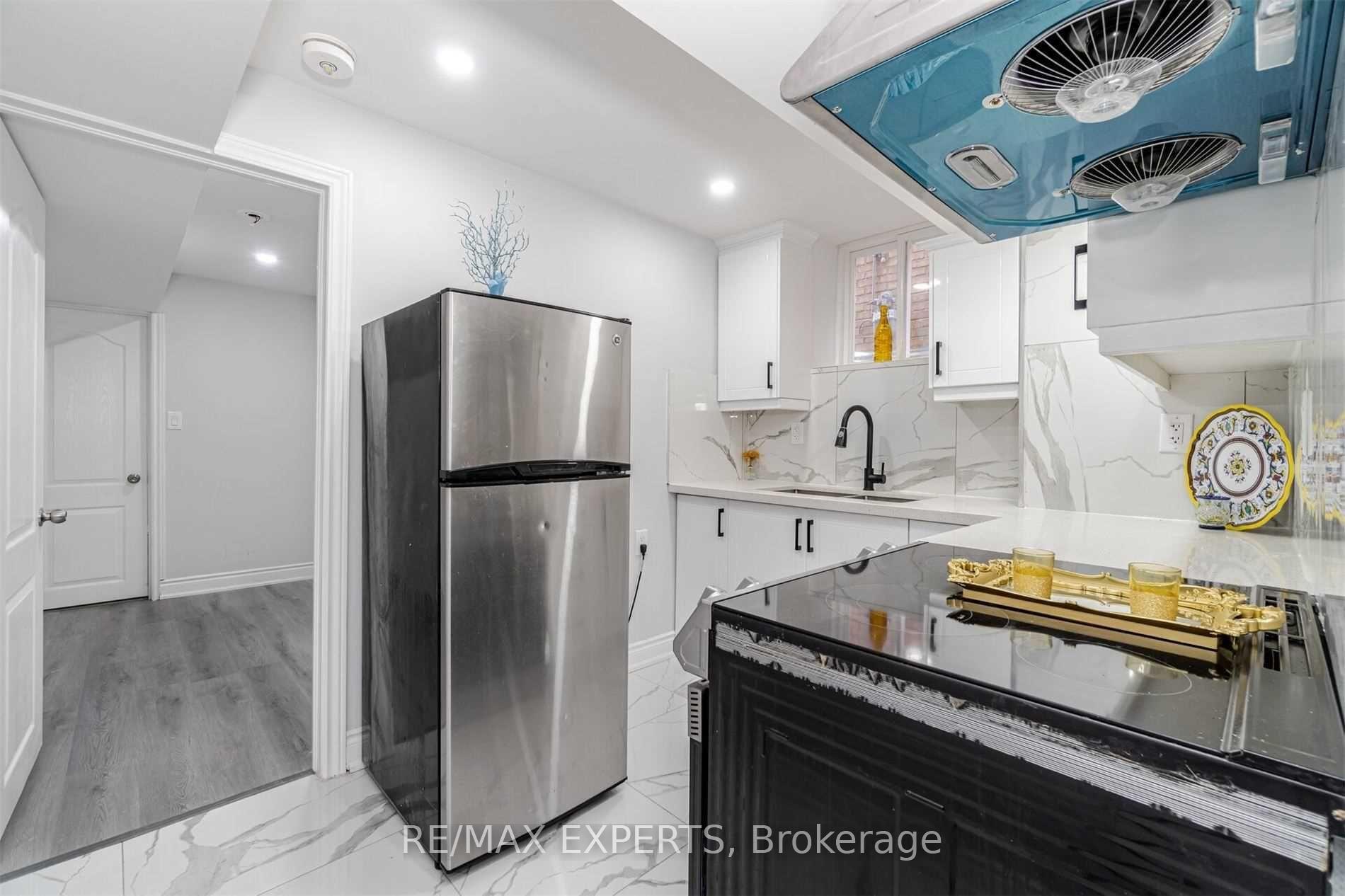 Photo 19 of 58 Fordwich Boulevard, Brampton, Northwest Sandalwood Parkway — HOMEH