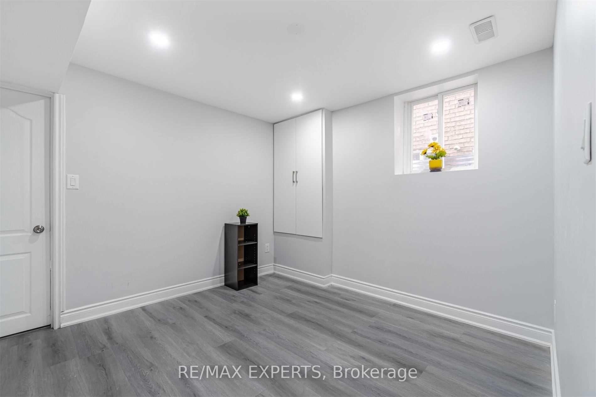 Photo 20 of 58 Fordwich Boulevard, Brampton, Northwest Sandalwood Parkway — HOMEH