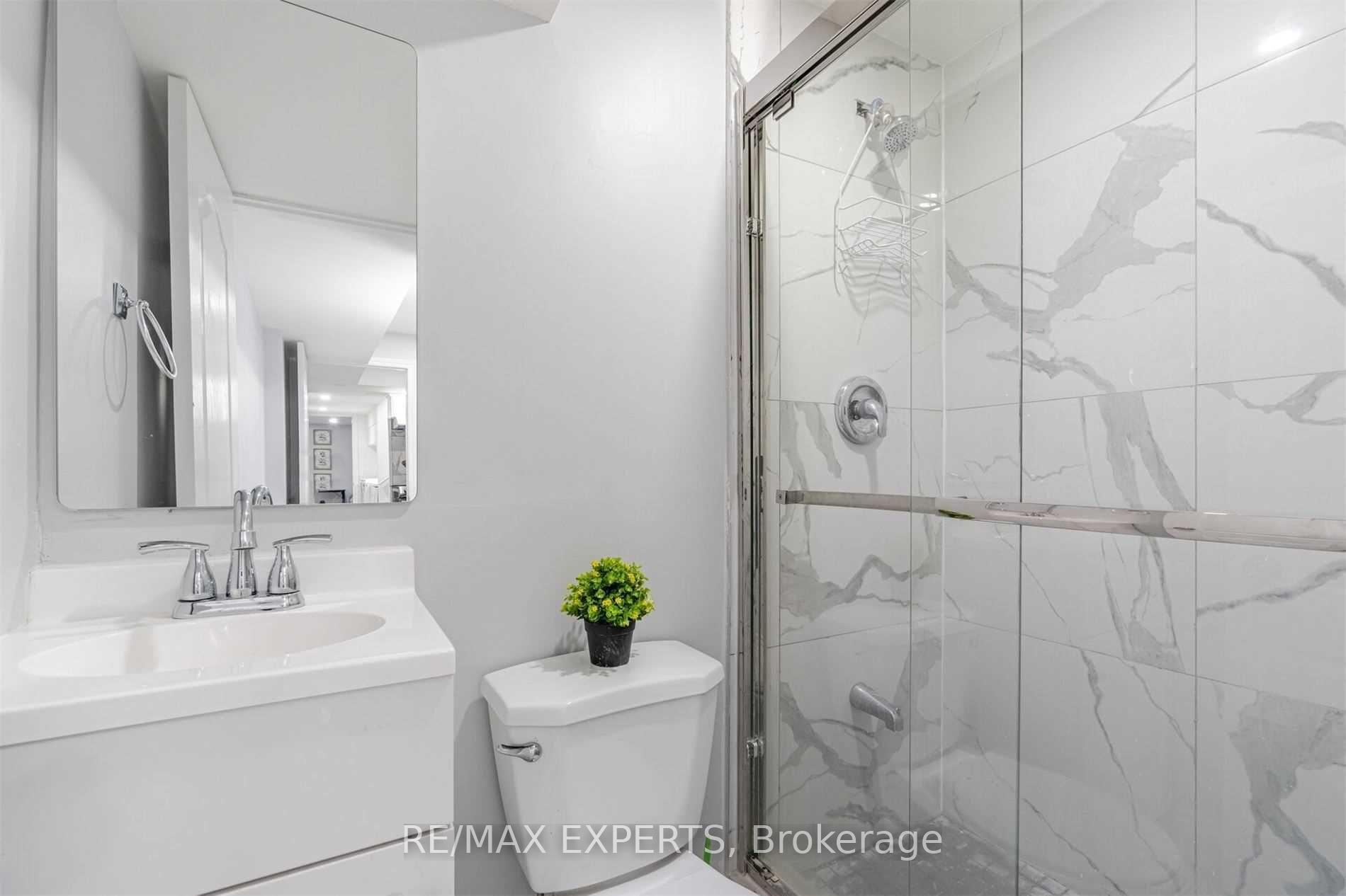 Photo 21 of 58 Fordwich Boulevard, Brampton, Northwest Sandalwood Parkway — HOMEH