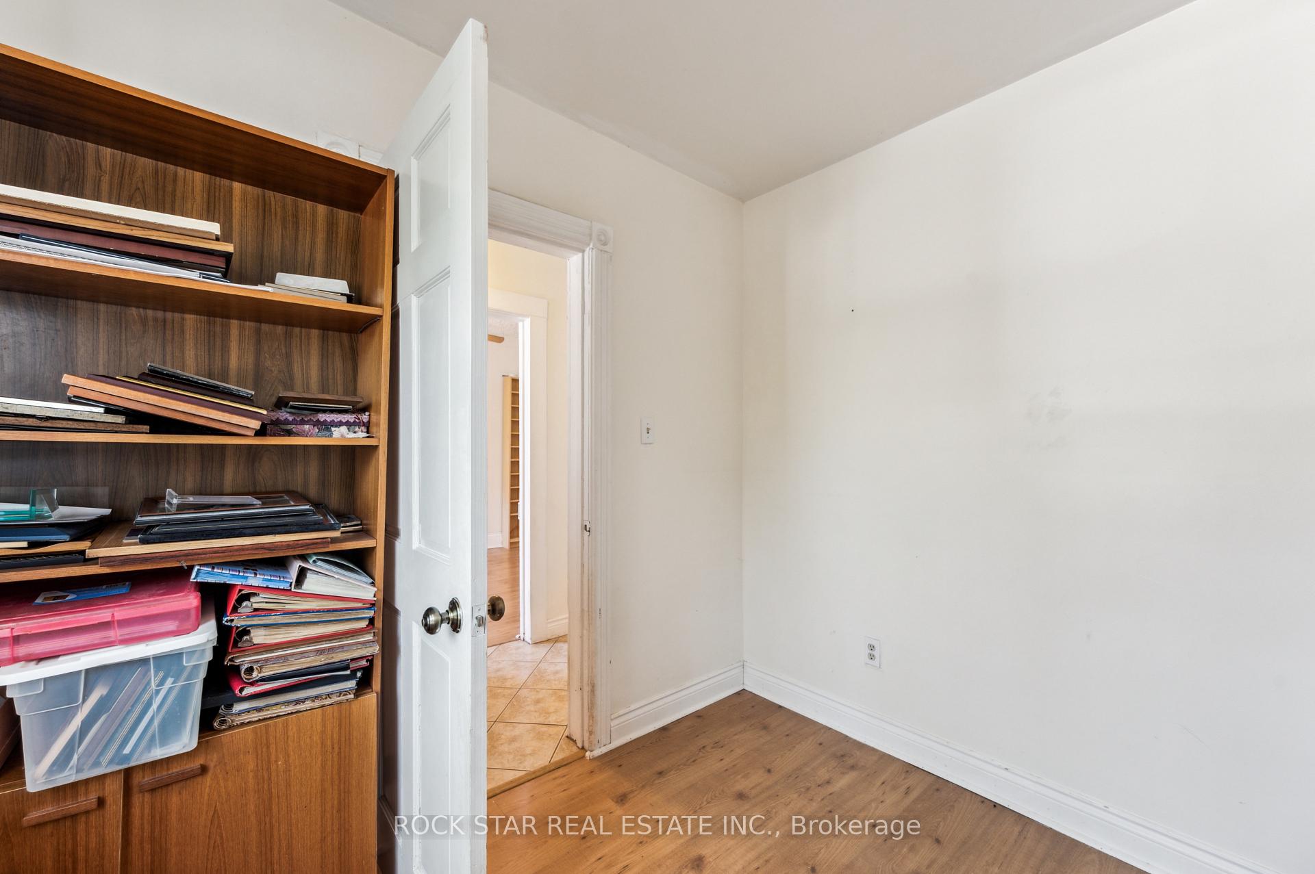 Photo 18 of 56 Breadalbane Street, Hamilton, Strathcona — HOMEH