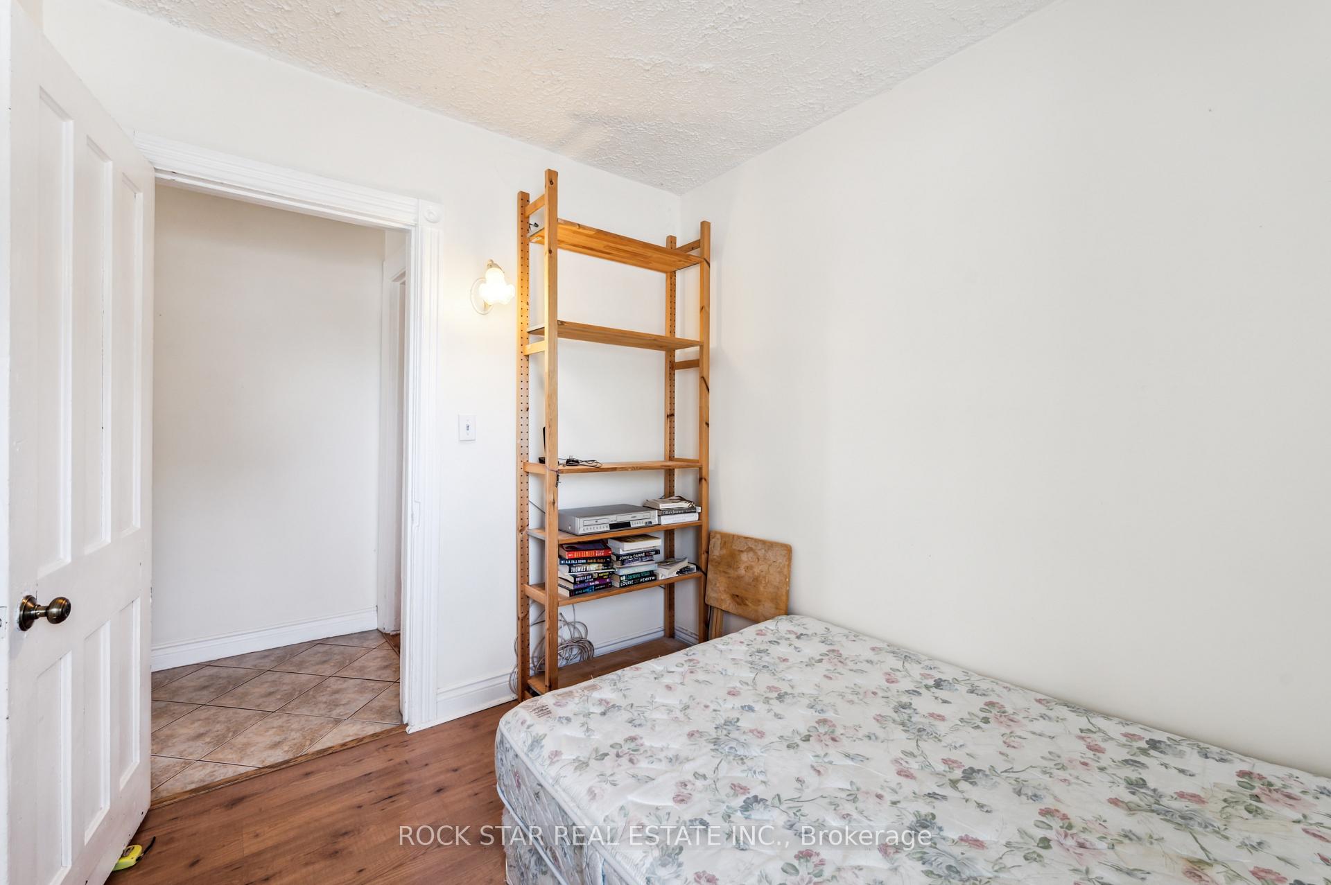 Photo 20 of 56 Breadalbane Street, Hamilton, Strathcona — HOMEH