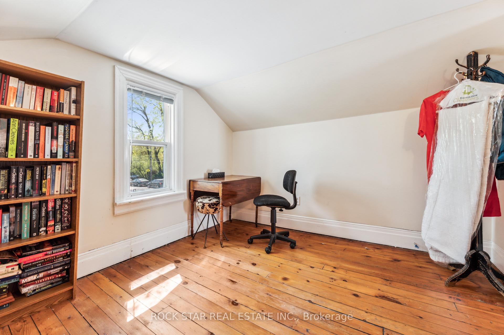Photo 28 of 56 Breadalbane Street, Hamilton, Strathcona — HOMEH