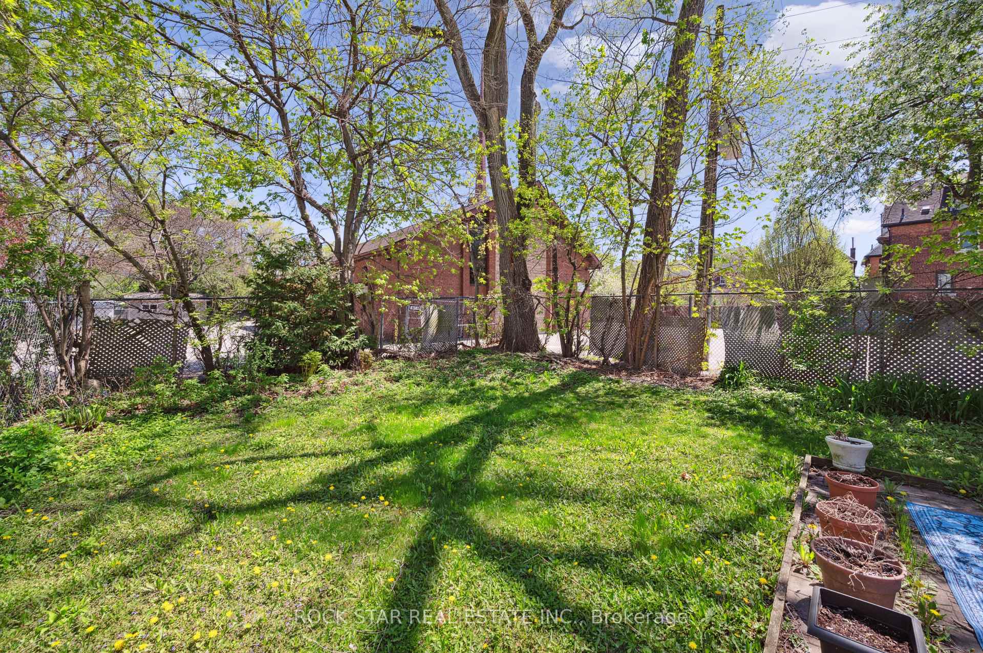 Photo 31 of 56 Breadalbane Street, Hamilton, Strathcona — HOMEH