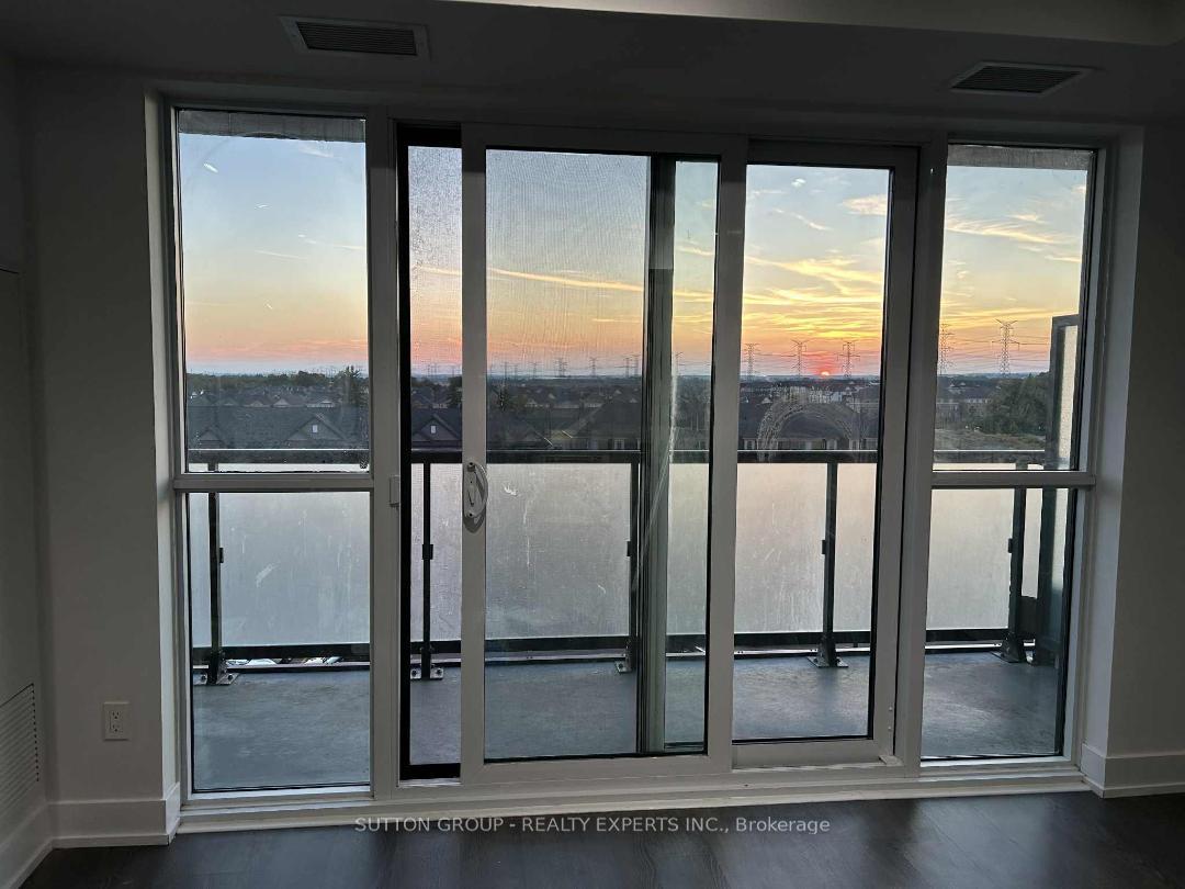 Photo 10 of Unit 520, 2550 Simcoe Street N, Oshawa, Windfields — HOMEH