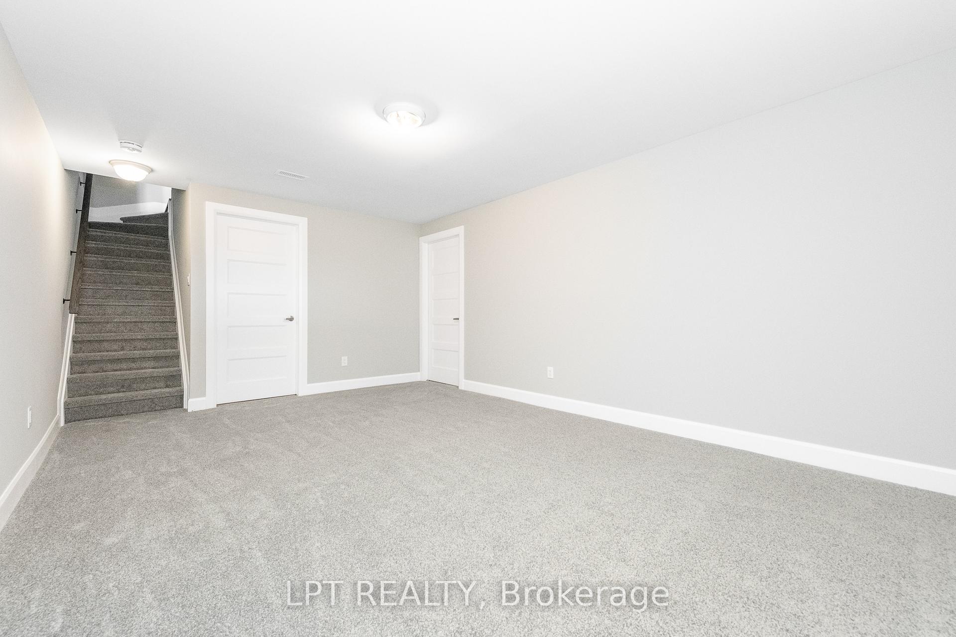 Photo 24 of 39 McPhail Road, Carleton Place — HOMEH