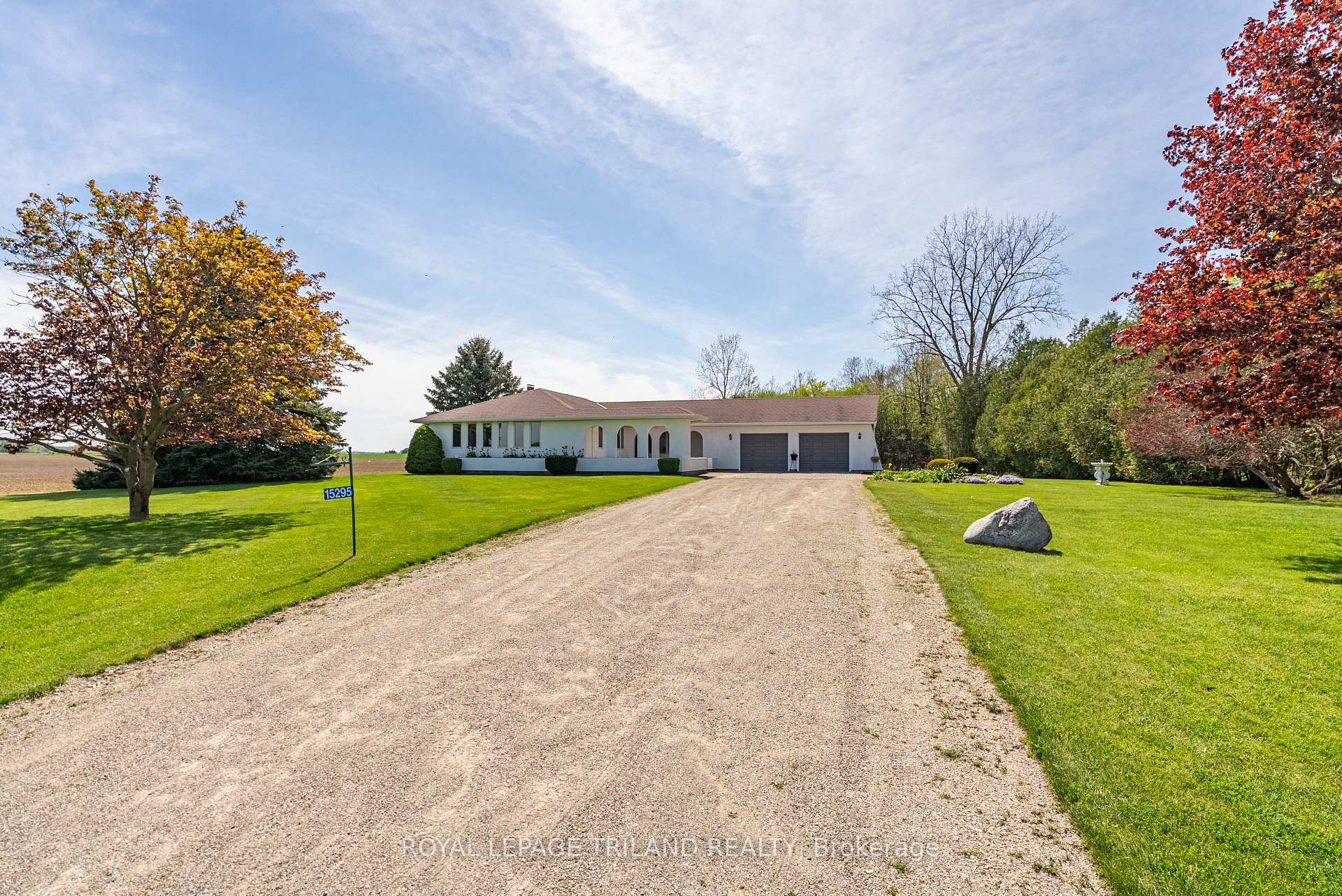 Front of 15295 Dorchester Road