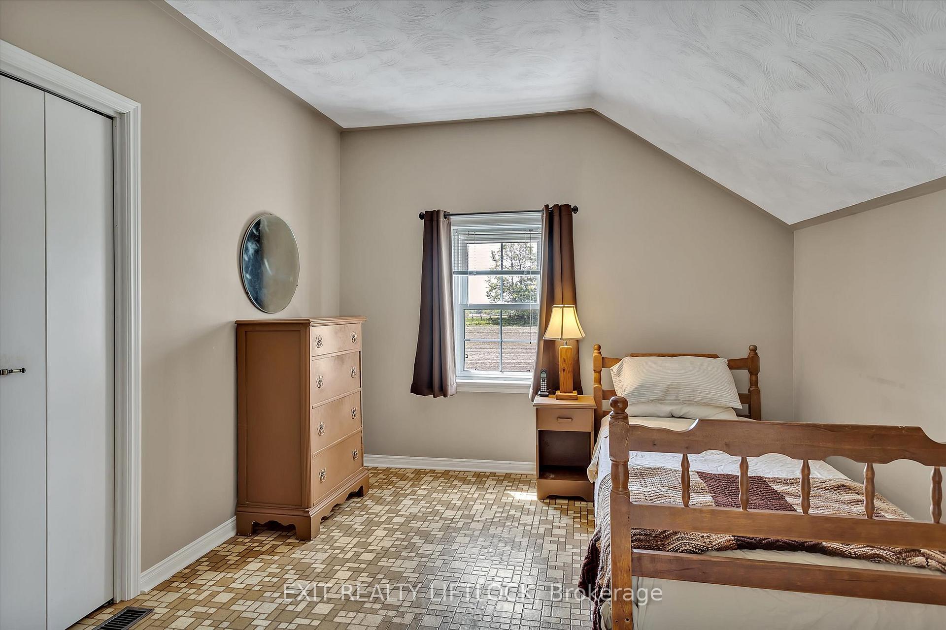 Photo 16 of 1266 Morton Line, Cavan Monaghan, Cavan Twp — HOMEH
