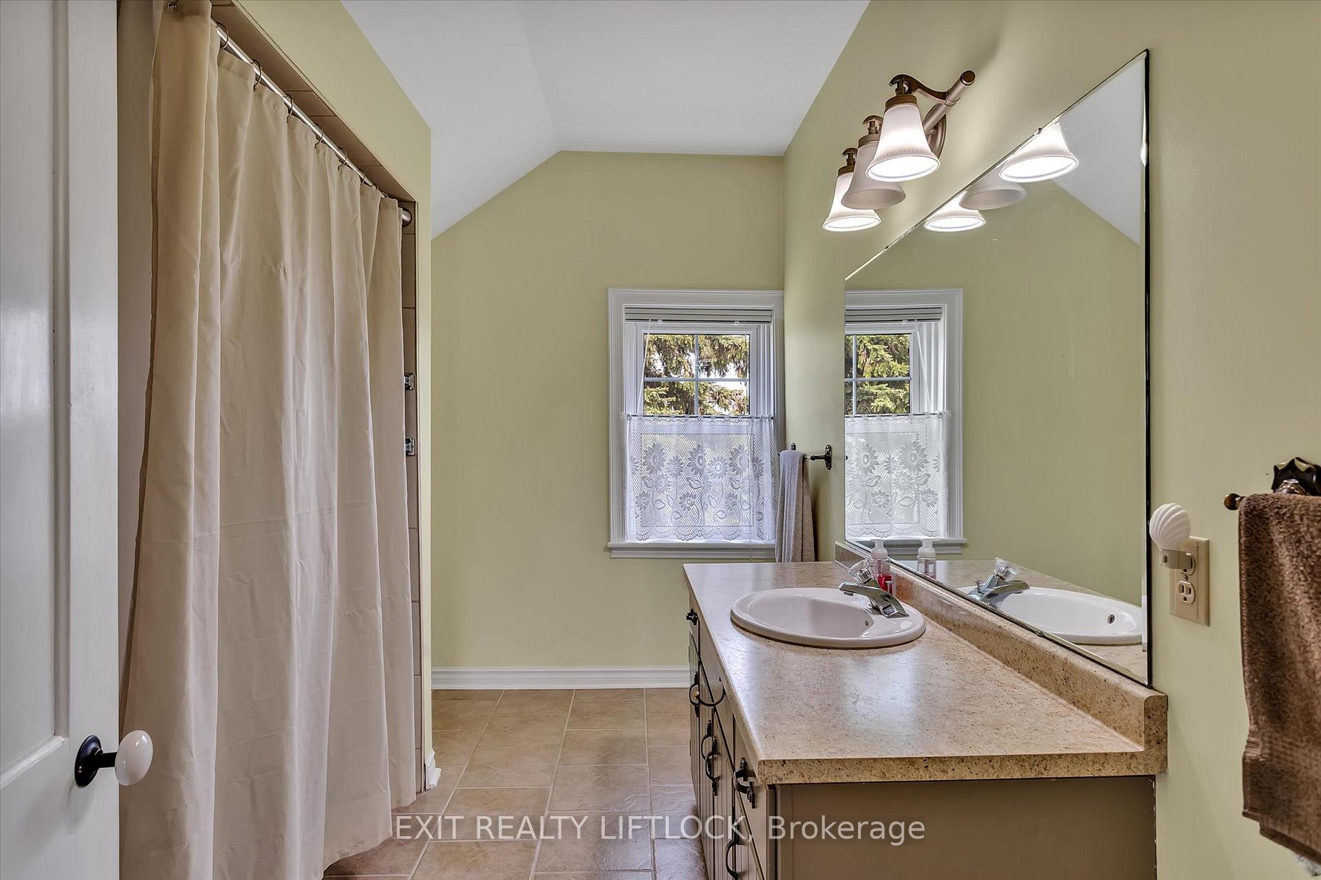 Photo 17 of 1266 Morton Line, Cavan Monaghan, Cavan Twp — HOMEH