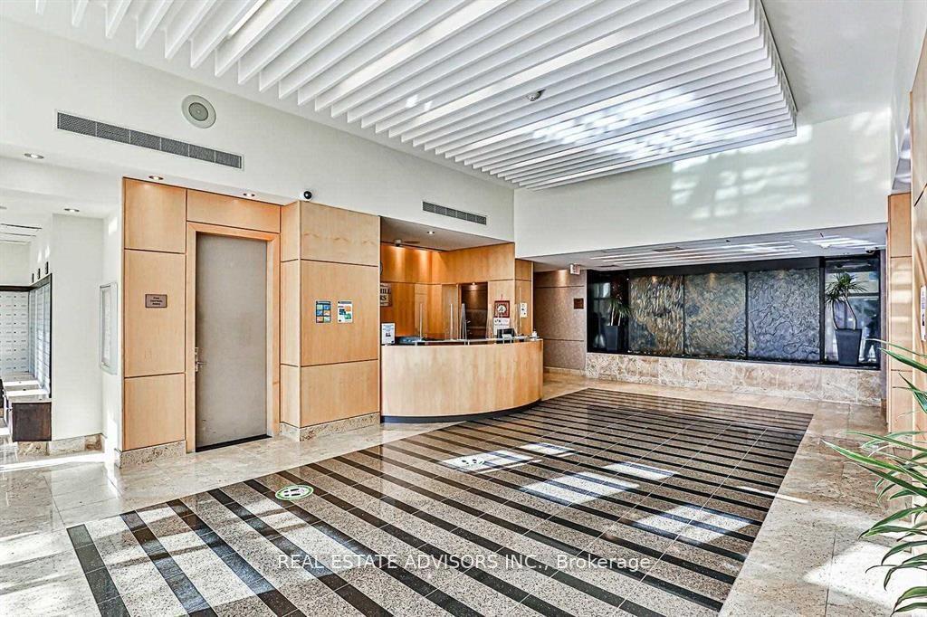 Photo 3 of Unit #117, 48 Suncrest Boulevard, Markham, Commerce Valley — HOMEH