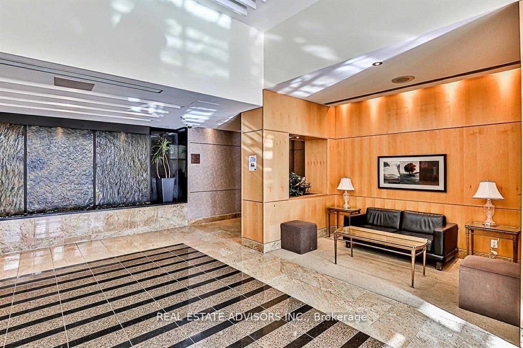Photo 5 of Unit #117, 48 Suncrest Boulevard, Markham, Commerce Valley — HOMEH