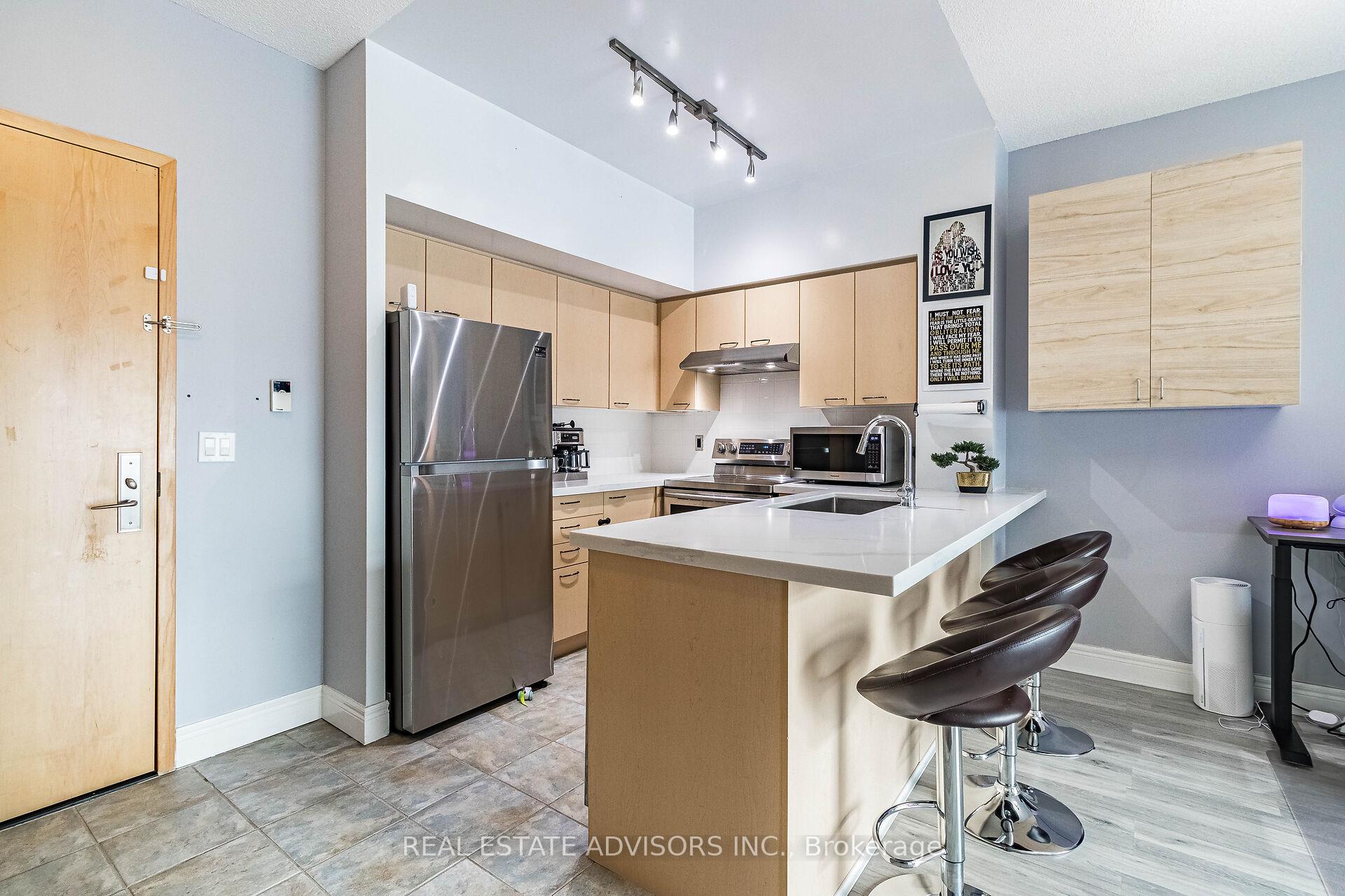Photo 8 of Unit #117, 48 Suncrest Boulevard, Markham, Commerce Valley — HOMEH