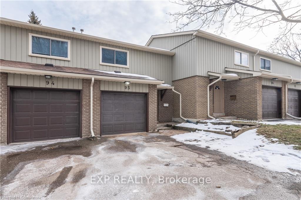 Photo 4 of Unit 95, 51 Paulander Drive, Kitchener — HOMEH