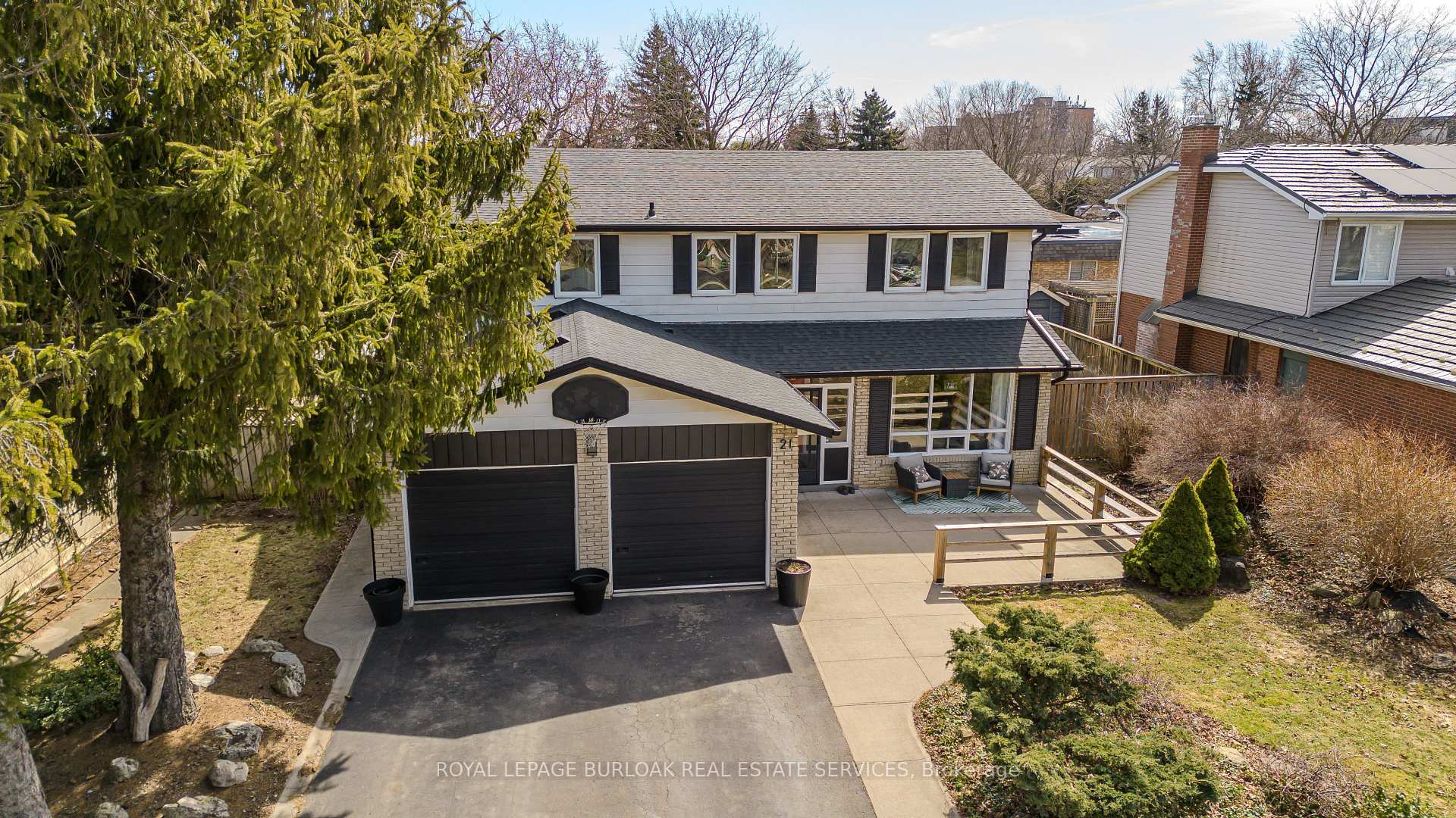 Photo 1 of 21 Cedar Street, Hamilton, Waterdown — HOMEH