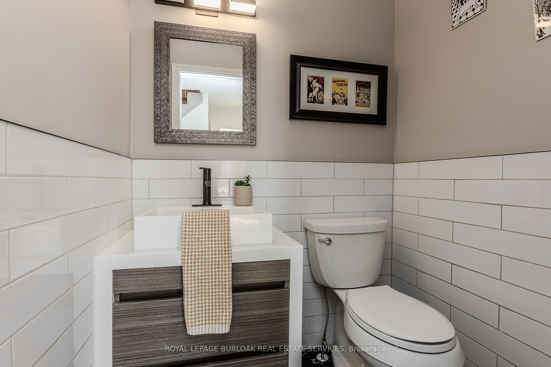 Photo 21 of 21 Cedar Street, Hamilton, Waterdown — HOMEH