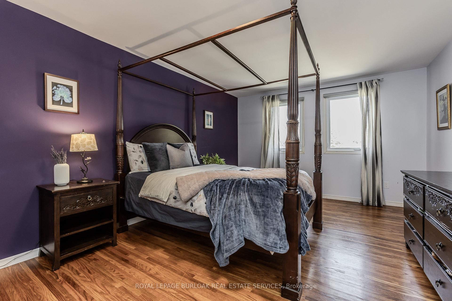 Photo 25 of 21 Cedar Street, Hamilton, Waterdown — HOMEH
