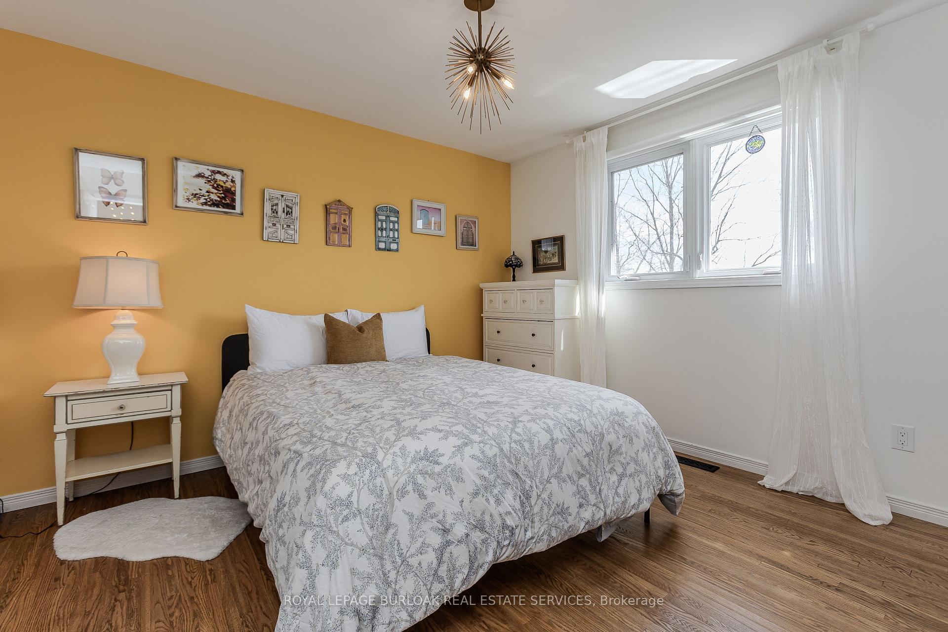 Photo 29 of 21 Cedar Street, Hamilton, Waterdown — HOMEH