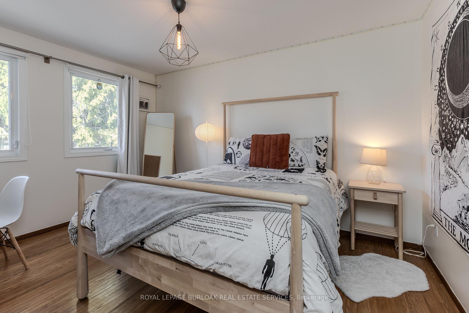 Photo 31 of 21 Cedar Street, Hamilton, Waterdown — HOMEH