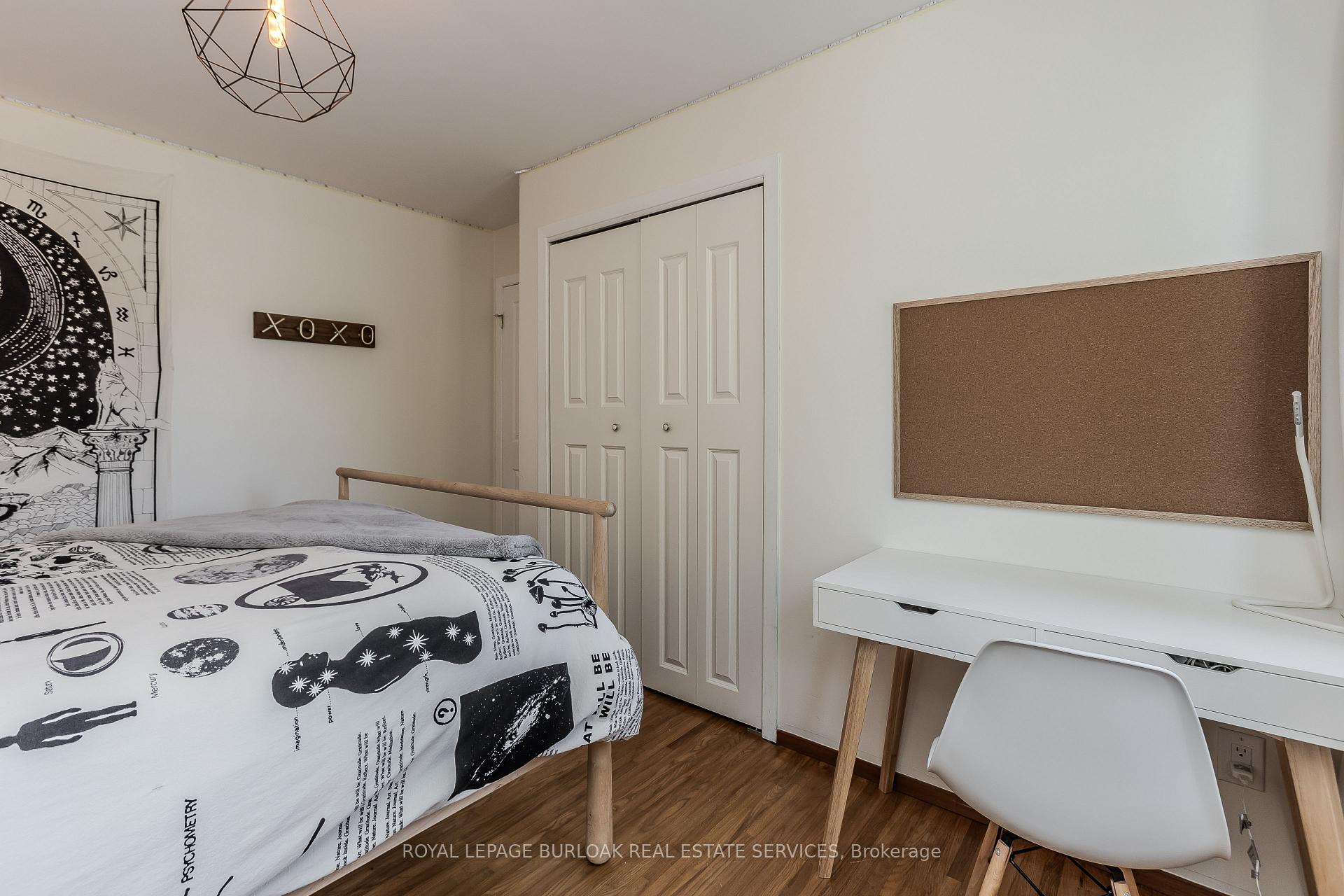 Photo 32 of 21 Cedar Street, Hamilton, Waterdown — HOMEH