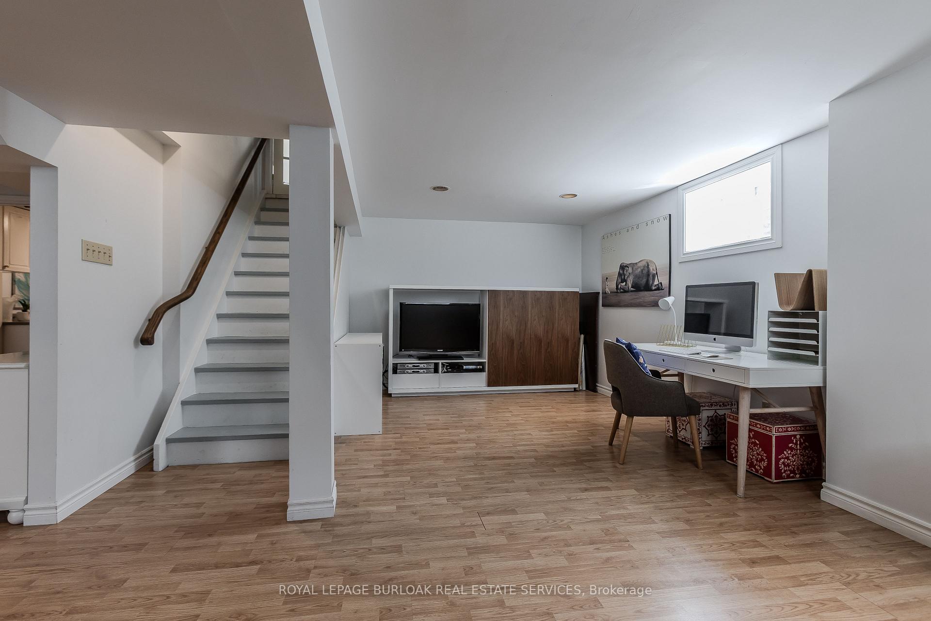 Photo 38 of 21 Cedar Street, Hamilton, Waterdown — HOMEH