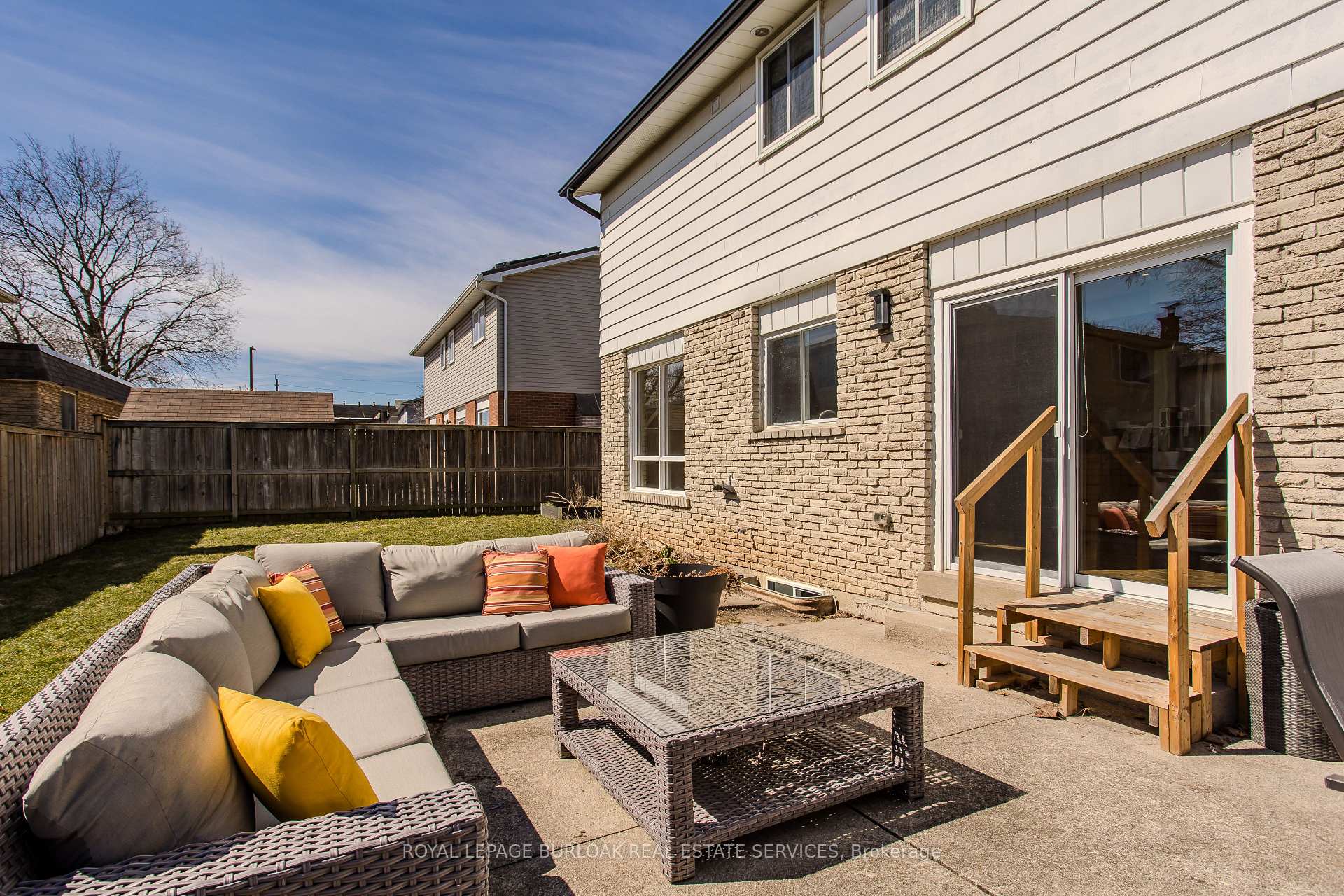 Photo 41 of 21 Cedar Street, Hamilton, Waterdown — HOMEH