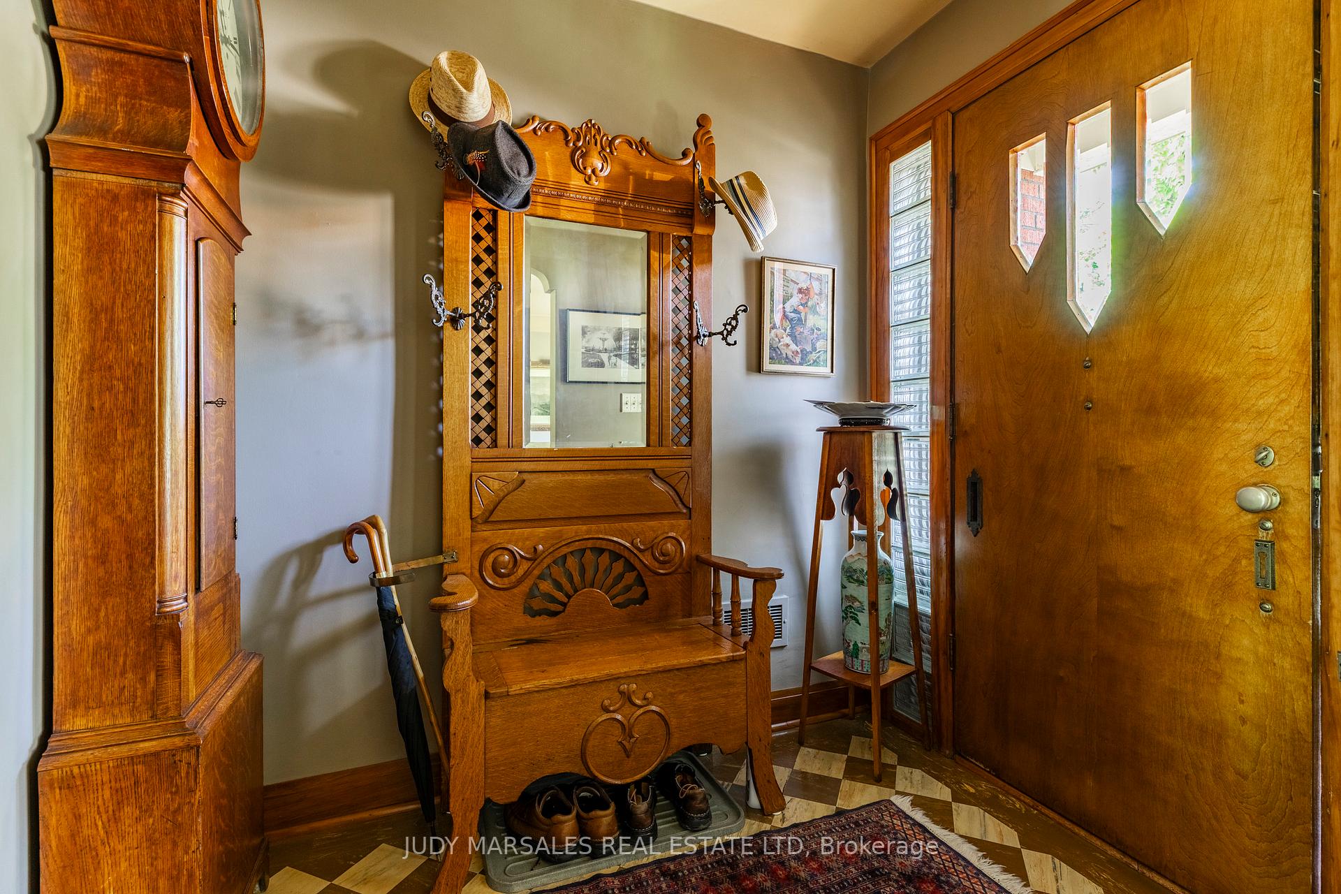 Photo 5 of 24 Binkley Crescent, Hamilton, Ainslie Wood — HOMEH