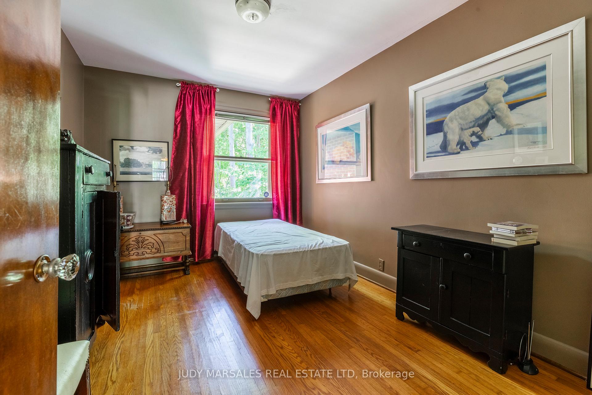 Photo 26 of 24 Binkley Crescent, Hamilton, Ainslie Wood — HOMEH