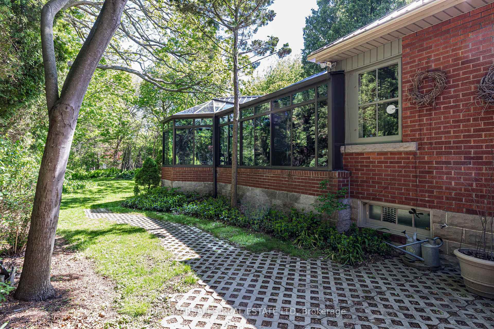 Photo 38 of 24 Binkley Crescent, Hamilton, Ainslie Wood — HOMEH